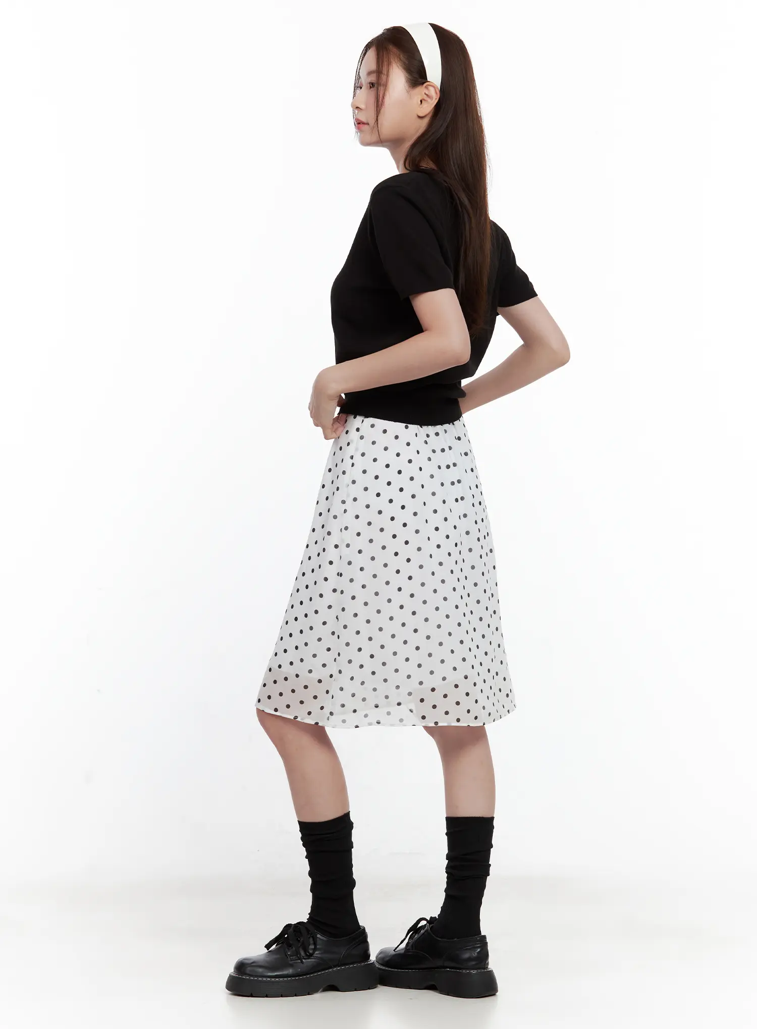 Lightweight Round-Neck Top CL502 - Image 4