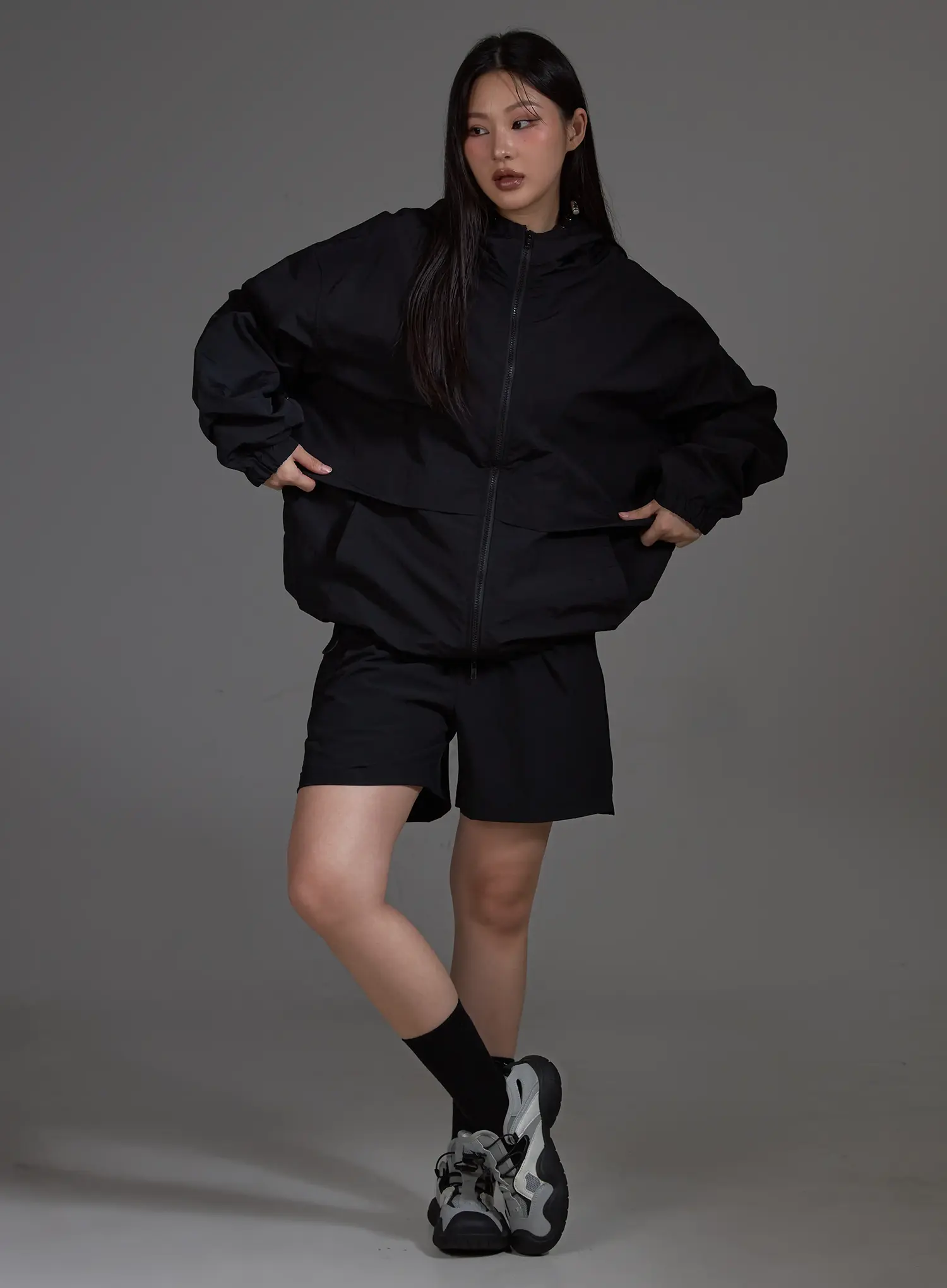 Lightweight String Windbreaker IO517 - Image 11