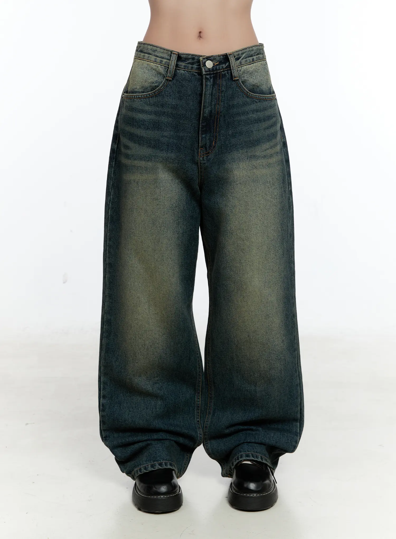 Lilian Vintage Wash Wide-Leg Jeans CS518 - Image 2