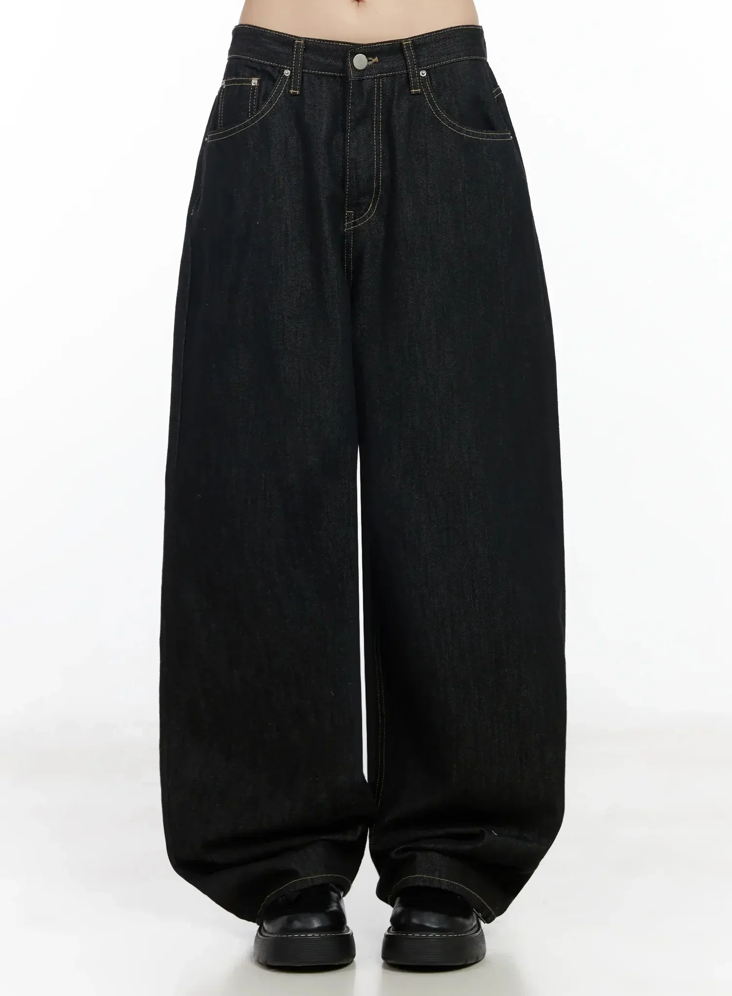 Liliana No-Fade Wide Leg Jeans IM506