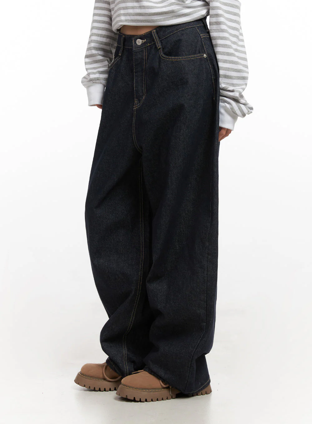 Lily Stitched Wide-Leg Jeans CN426 - Image 6