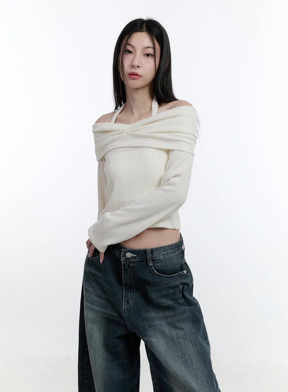 Long-Sleeve Off-Shoulder Halter Crop Top CJ520 - Image 7