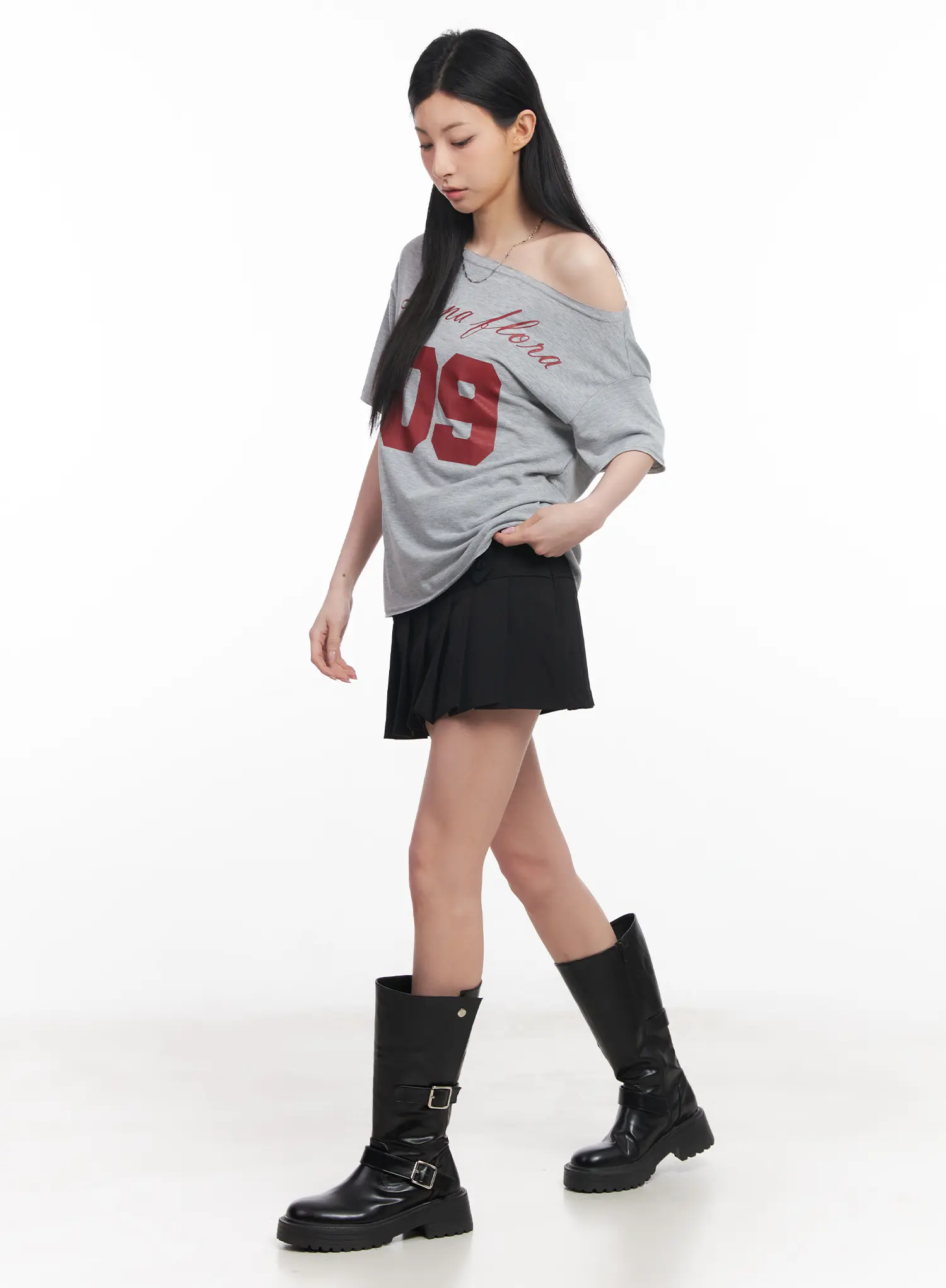Loose-Fit One-Shoulder Graphic Tee CU511 - Image 7
