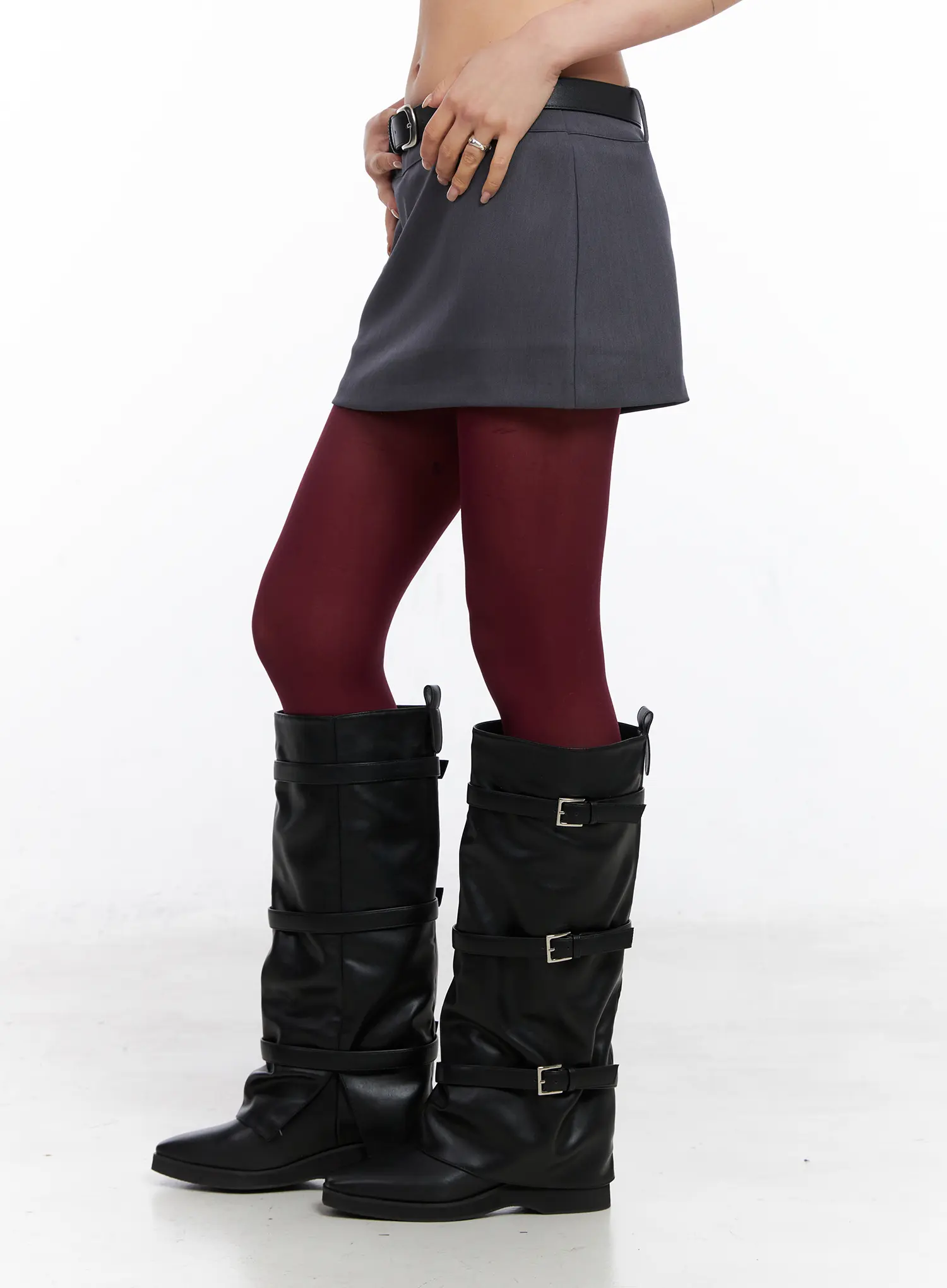 Low-Rise Belted Mini Skirt CO508 - Image 4