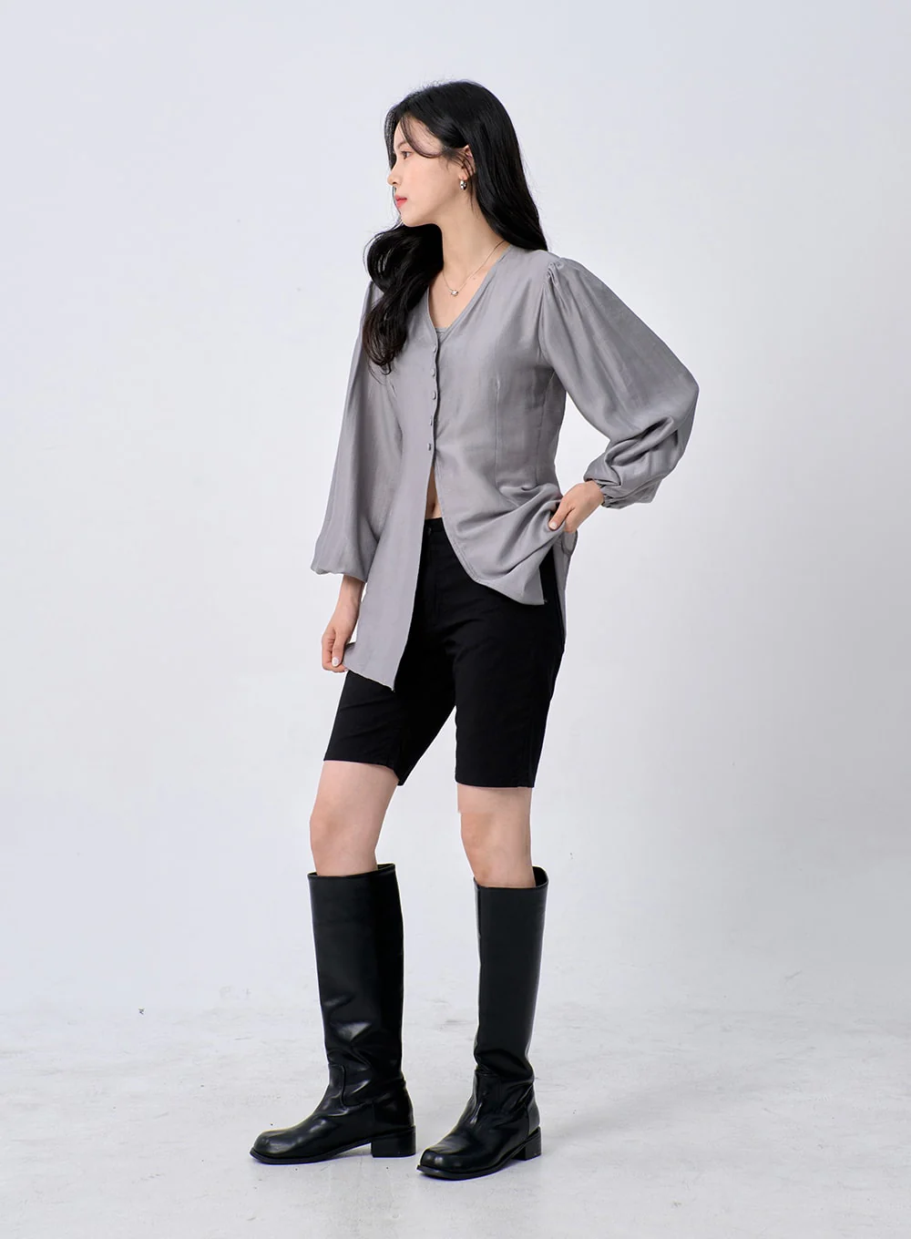 Low Rise Biker Shorts OM331 - Image 9