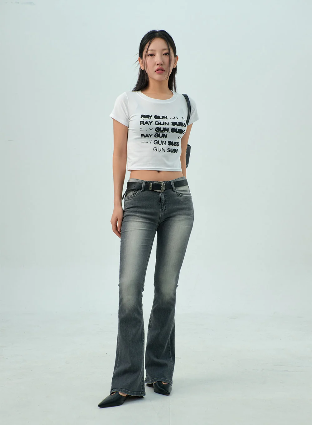 Low Rise Bootcut Jeans CY326 - Image 3