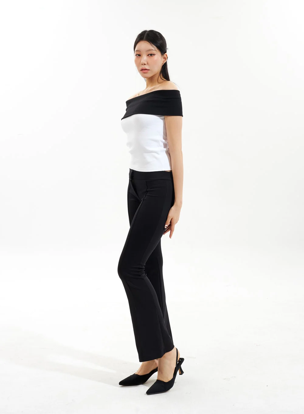 Low Rise Bootcut Pants IU312 - Image 9