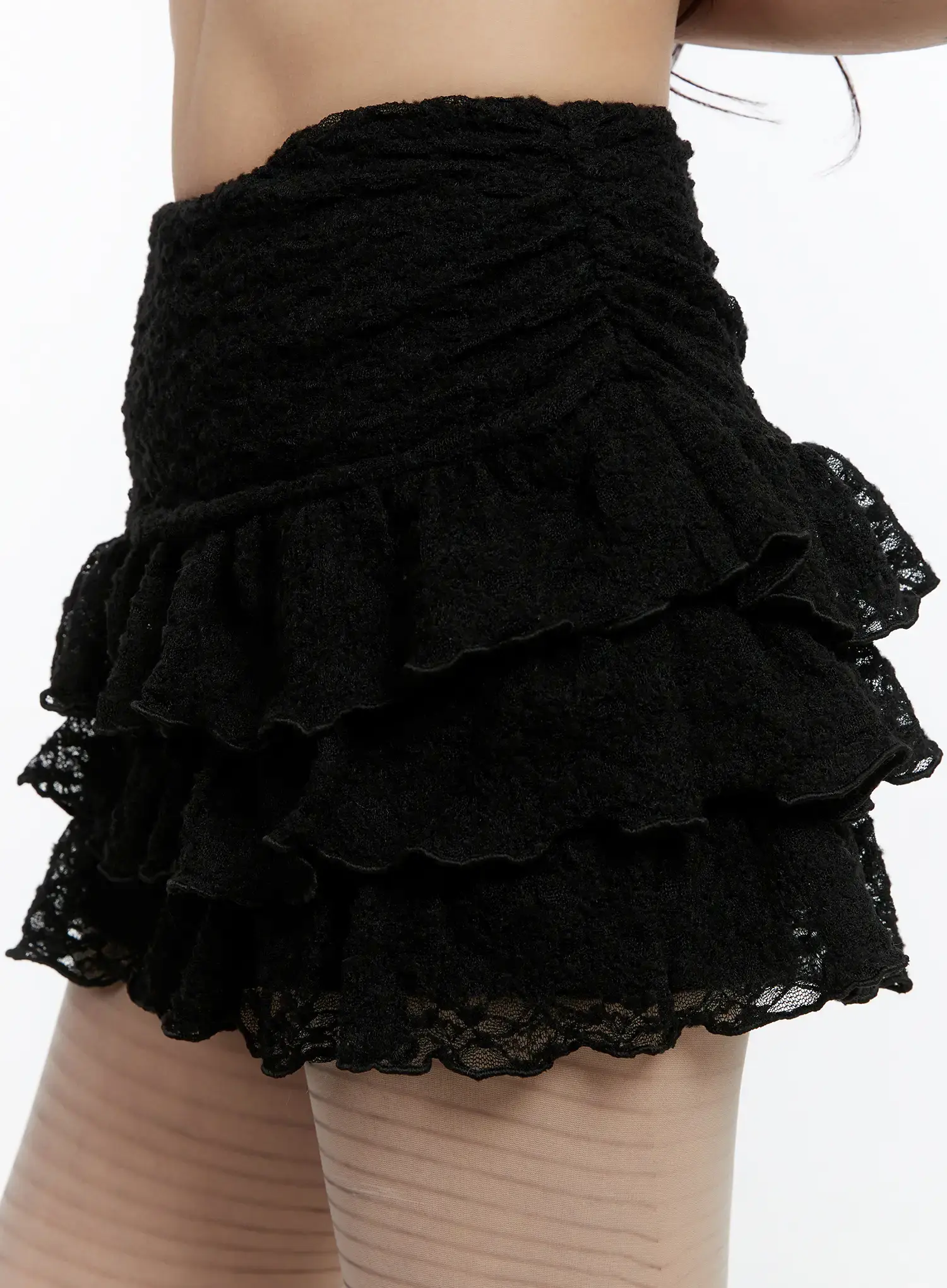 Low-Rise Lace Layered Mini Skirt CN524 - Image 4