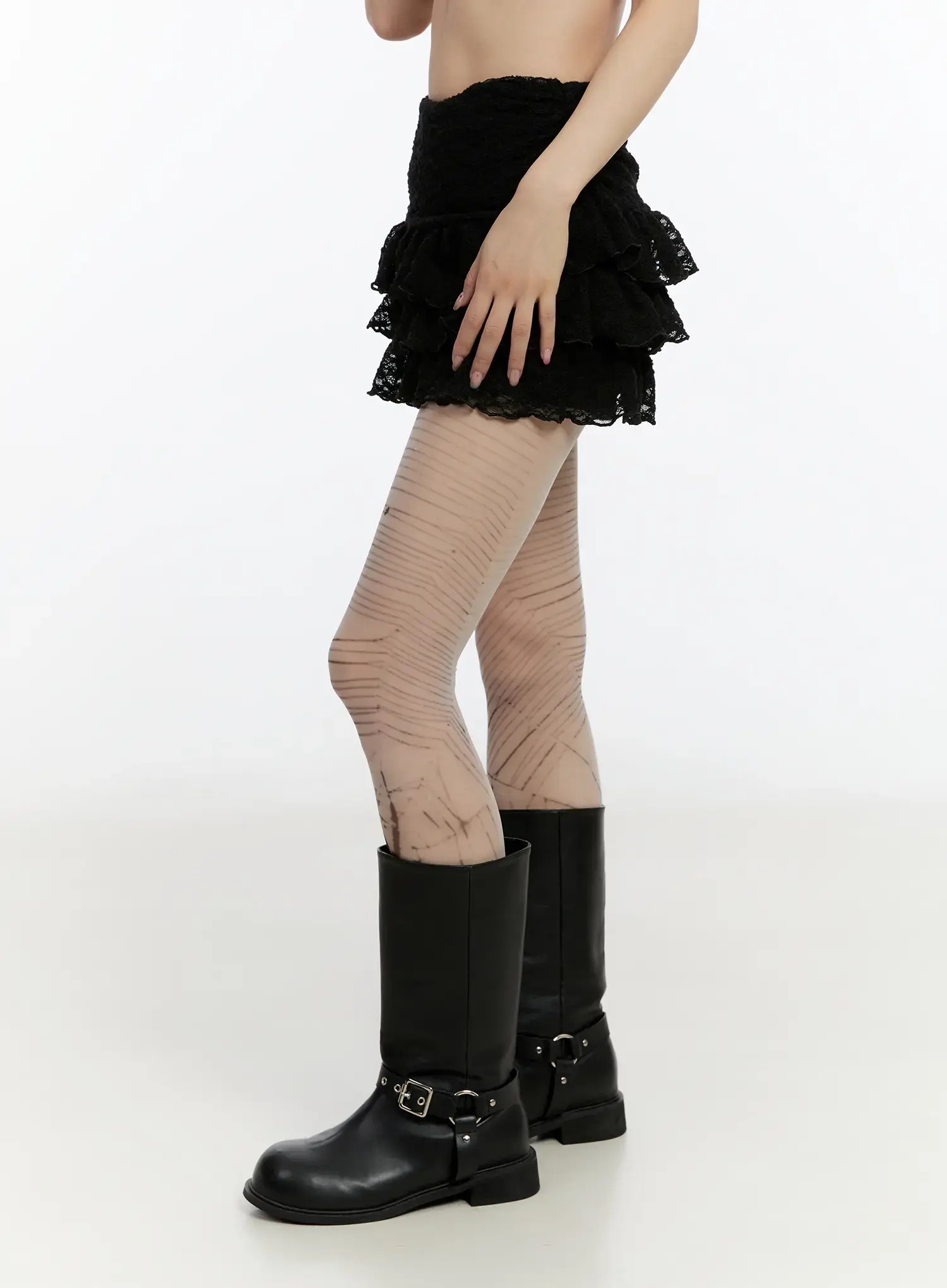 Low-Rise Lace Layered Mini Skirt CN524 - Image 5