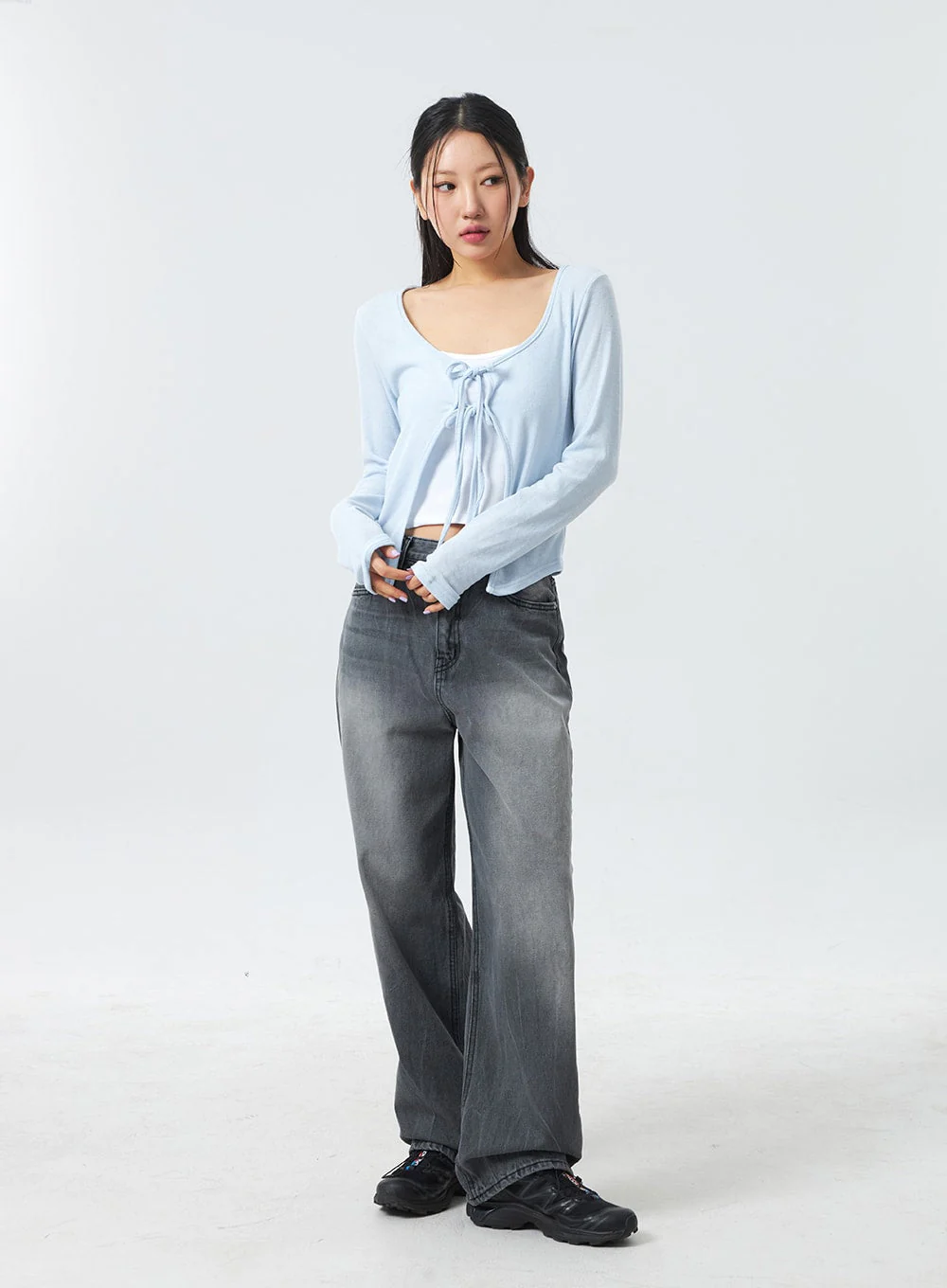 Low Rise Mid-Wash Jeans CM327 - Image 10