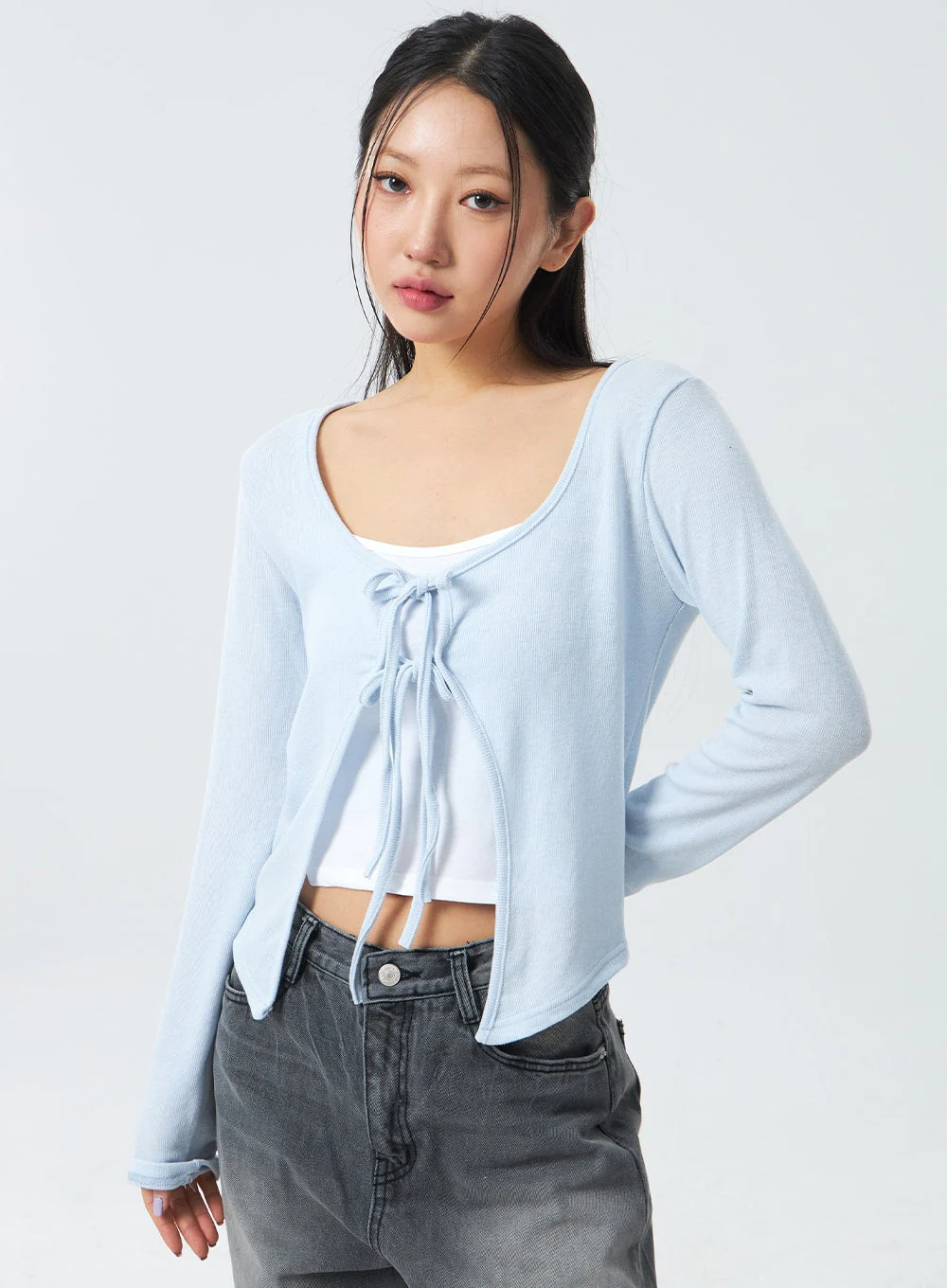 Low Rise Mid-Wash Jeans CM327 - Image 11