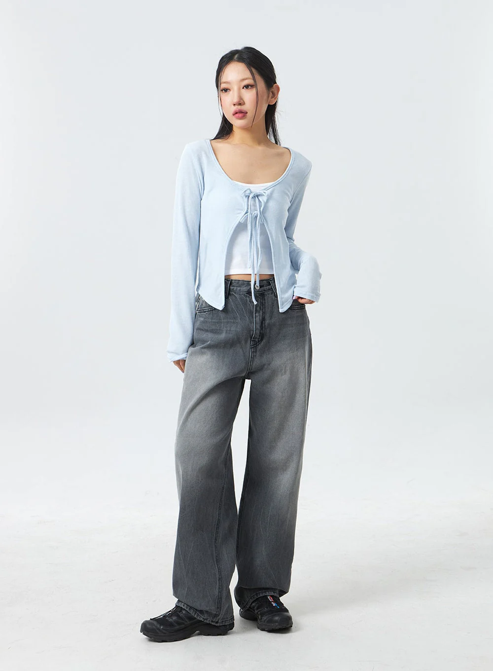 Low Rise Mid-Wash Jeans CM327 - Image 13