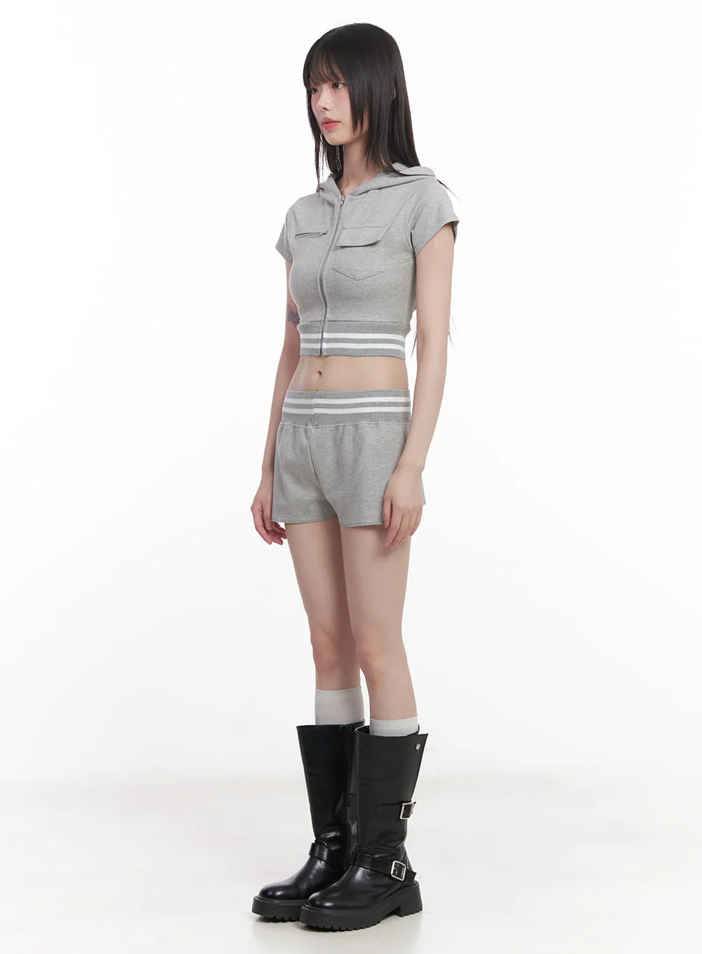 Low-Waist Striped Shorts CU506 - Image 3