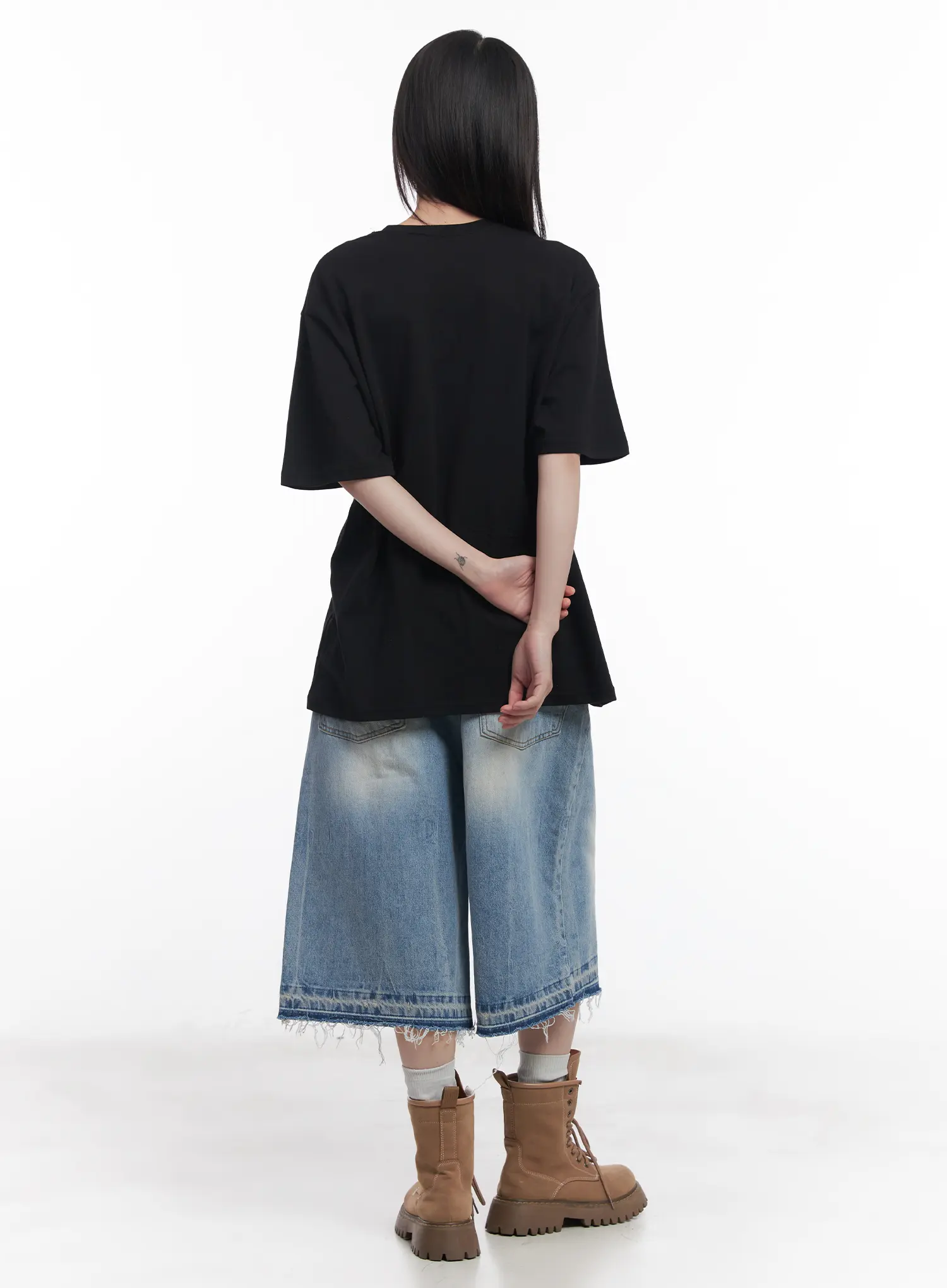Lucky Graphic Tee CU519 - Image 9