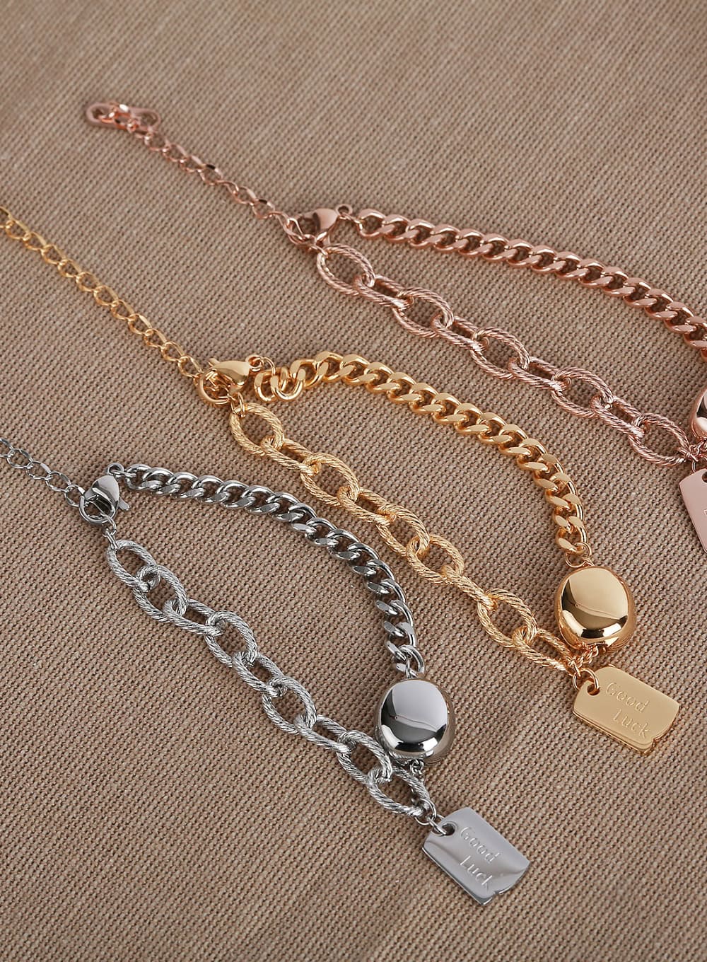 Lucky Pendant Chain Bracelet IL411 - Image 3