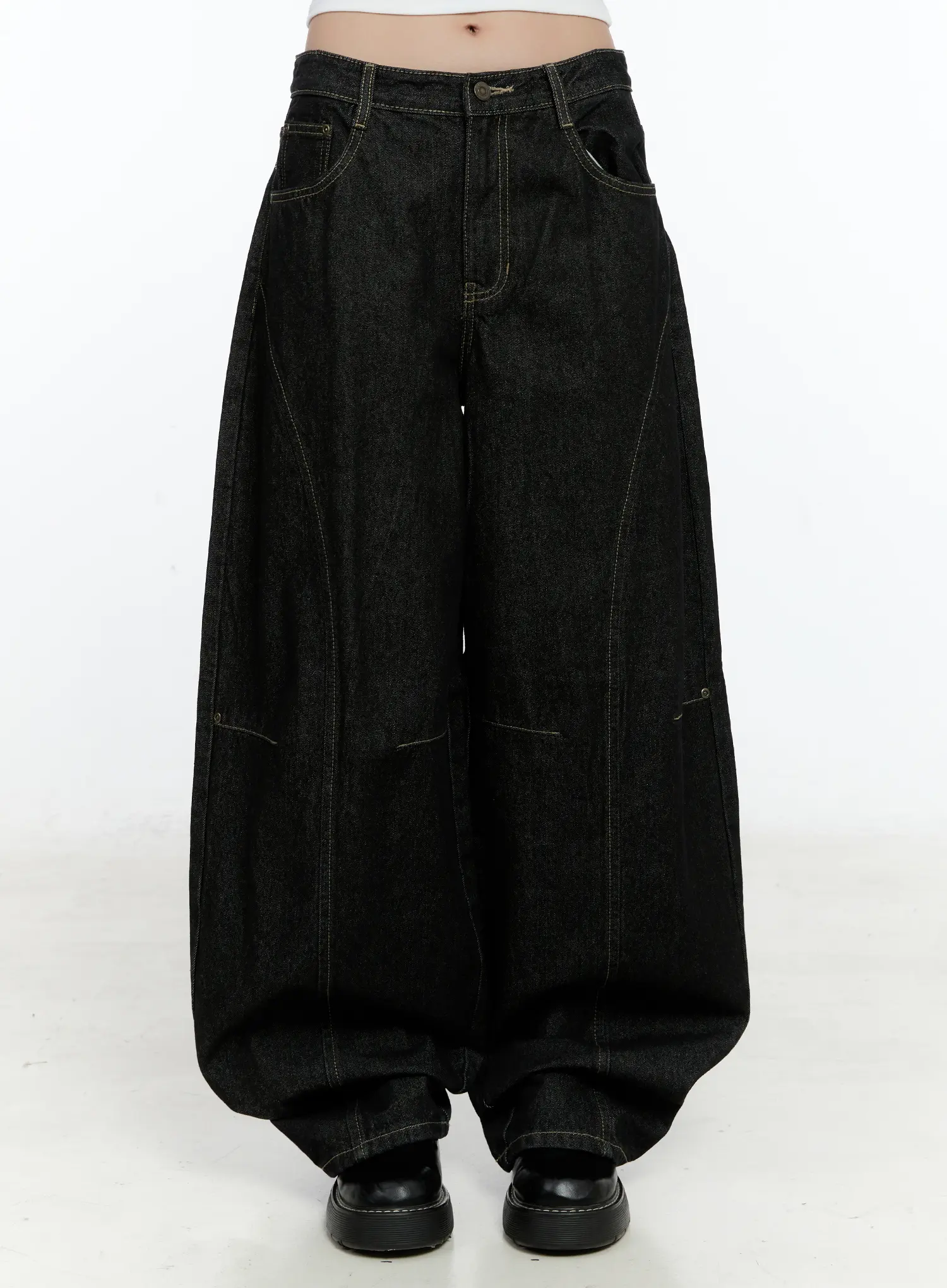 Maryam Low-Rise Dark-Washed Jeans CN517