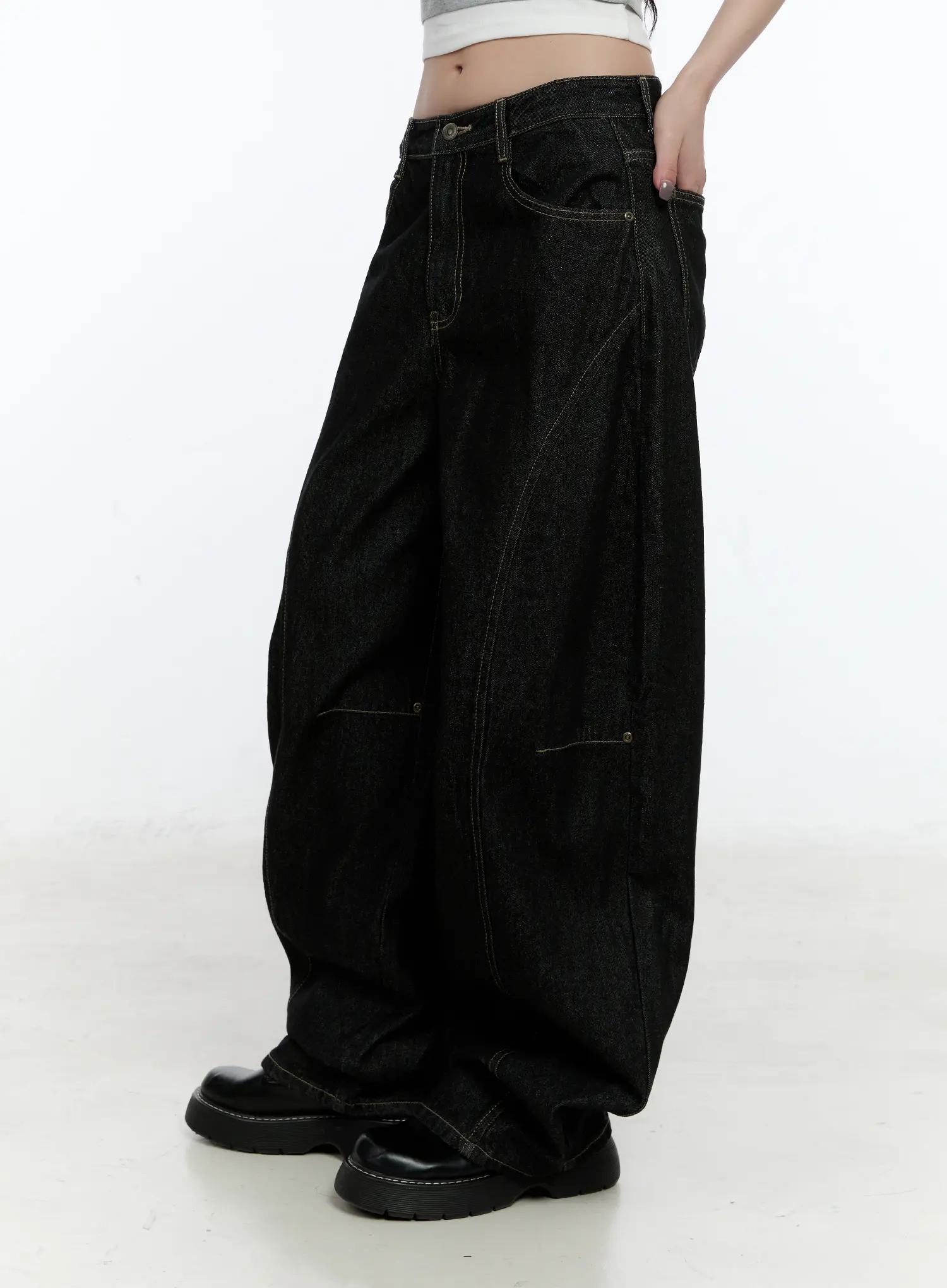 Maryam Low-Rise Dark-Washed Jeans CN517 - Image 3