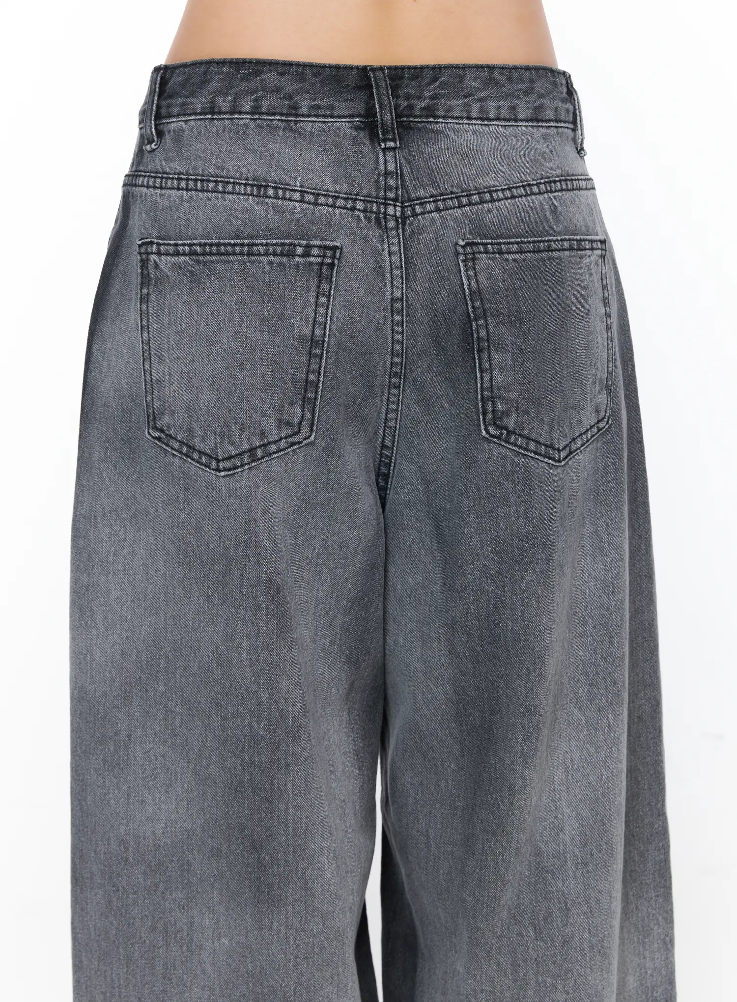 Mei Vintage Wash Baggy Jeans CA527 - Image 10