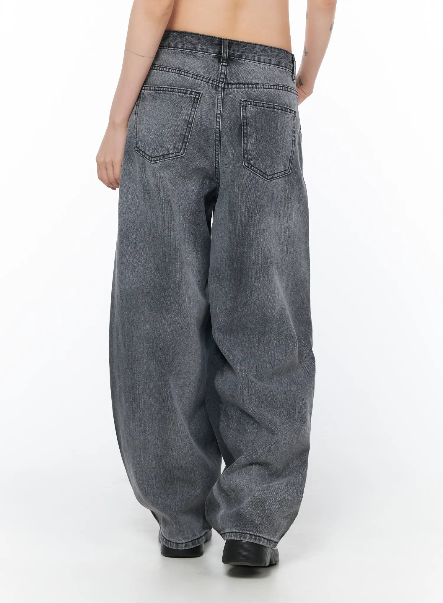 Mei Vintage Wash Baggy Jeans CA527 - Image 6