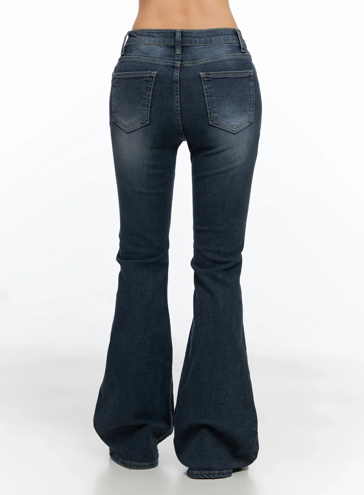 Melina Low-Rise Flare Jeans CO514 - Image 7