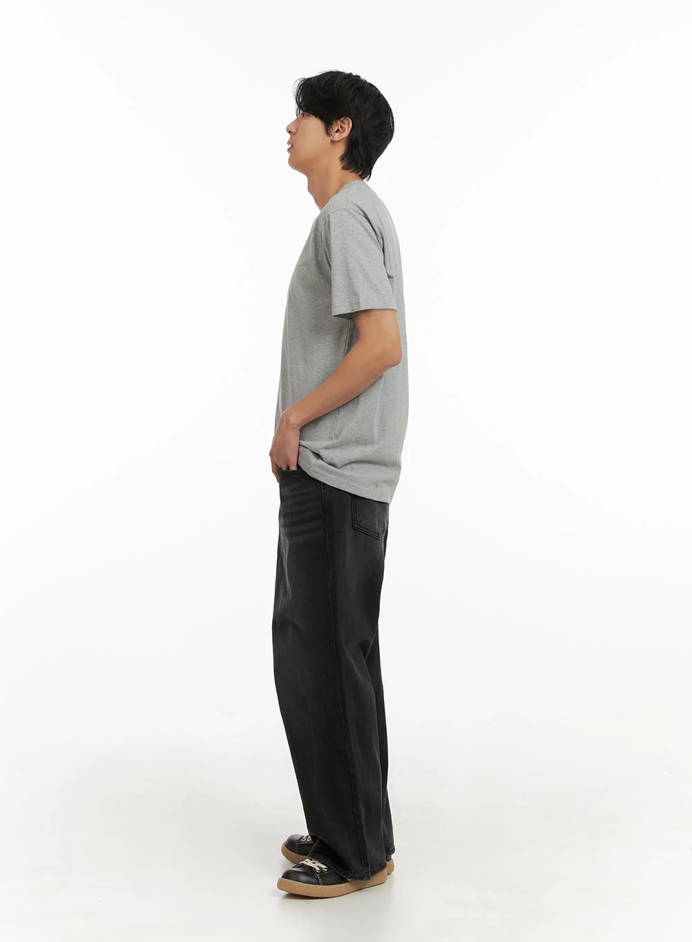 Men's Basic V-Neck T-Shirt (Gray) IY410 - Image 6
