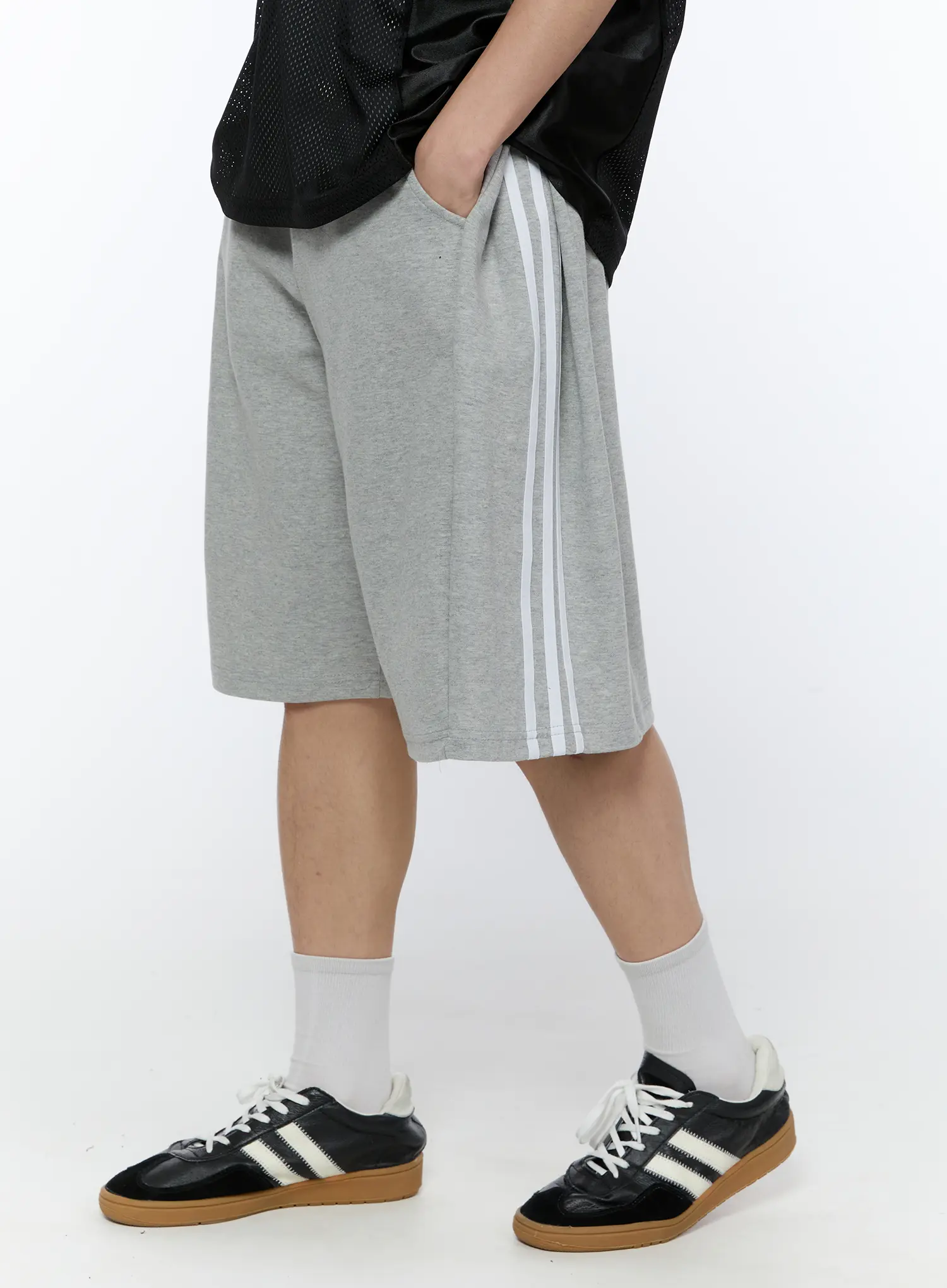 Men's Black Stripe Track Shorts (Gray) IA517
