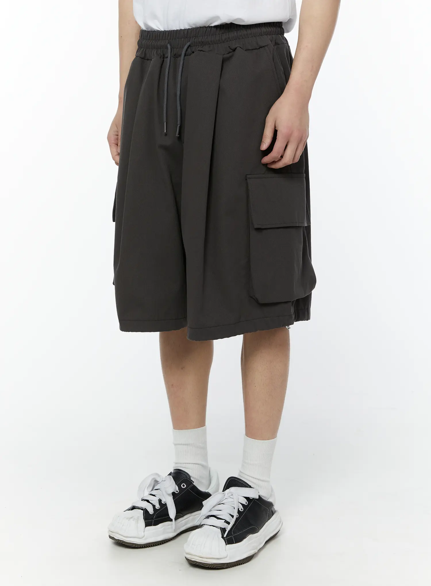 Men's Cargo Bermuda Shorts (Dark Gray) IY504 - Image 5