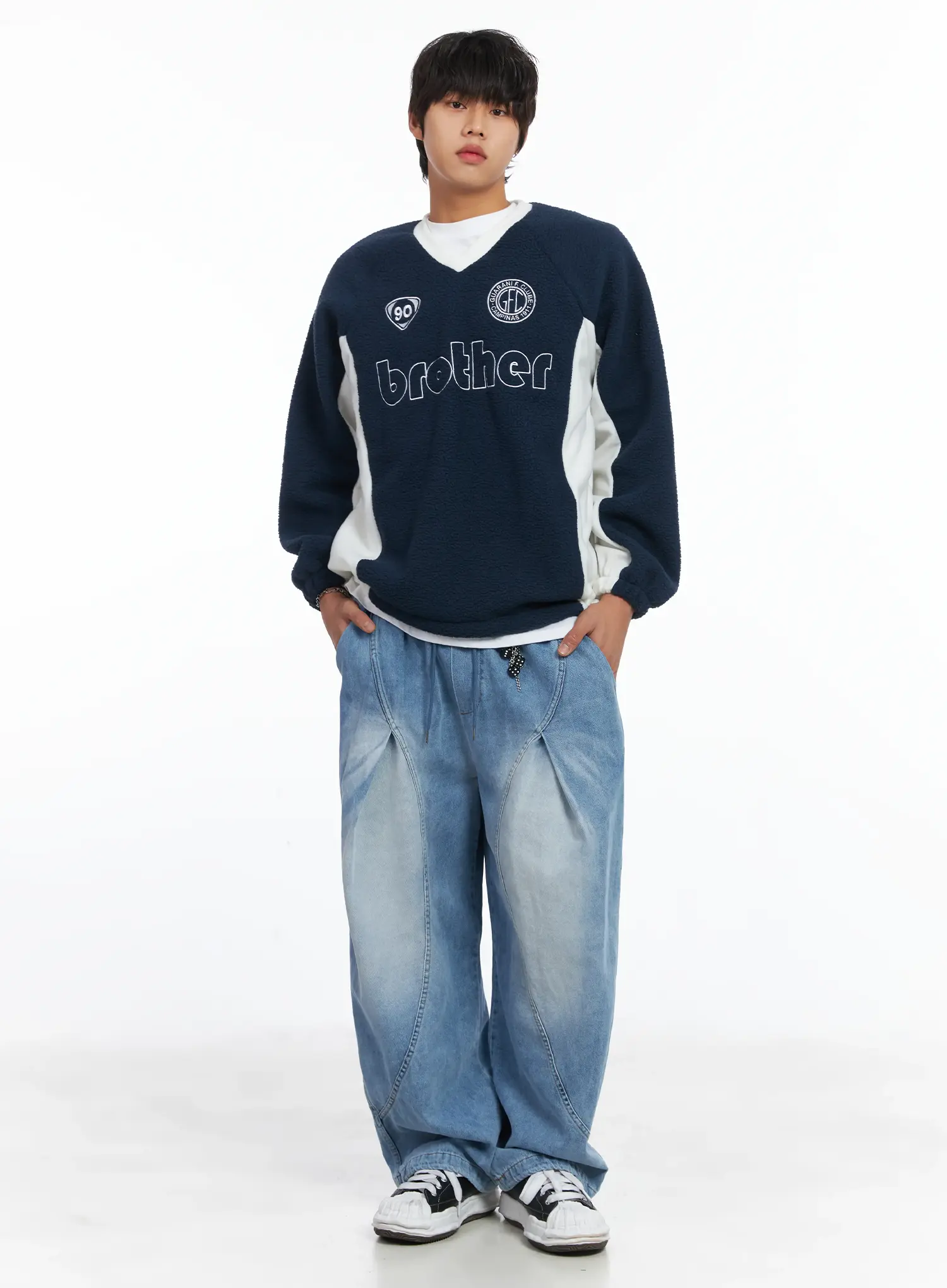Men's Cozy Logo Fleece Crewneck IJ512 - Image 2