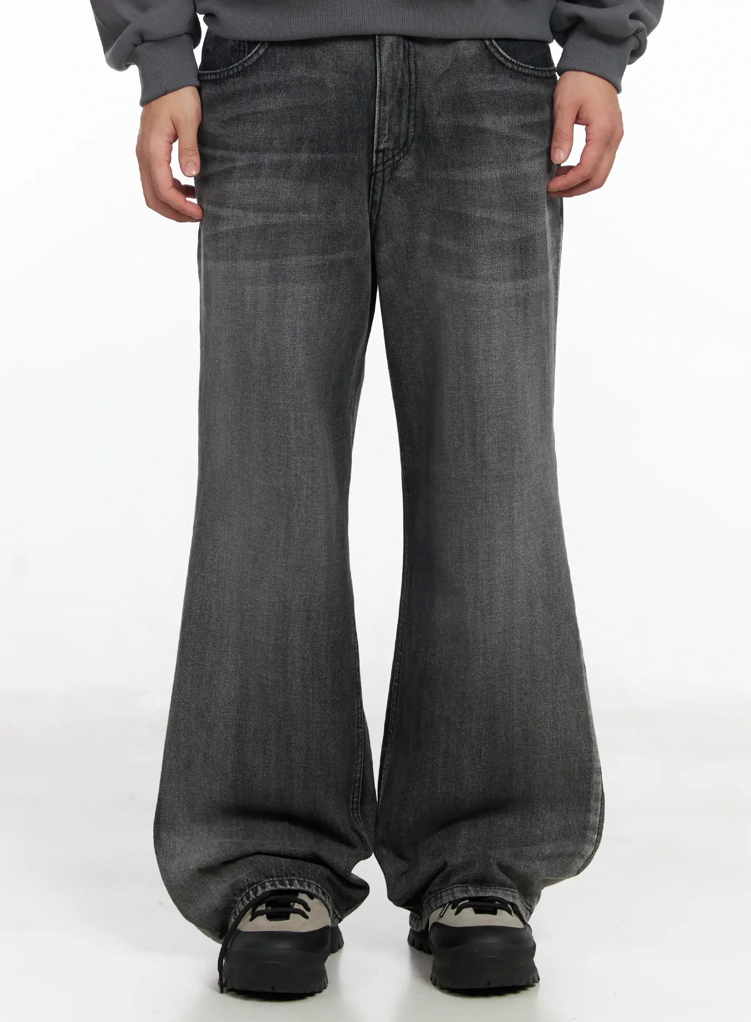 Men's Dark Gray Semi-Flared Jeans IJ521