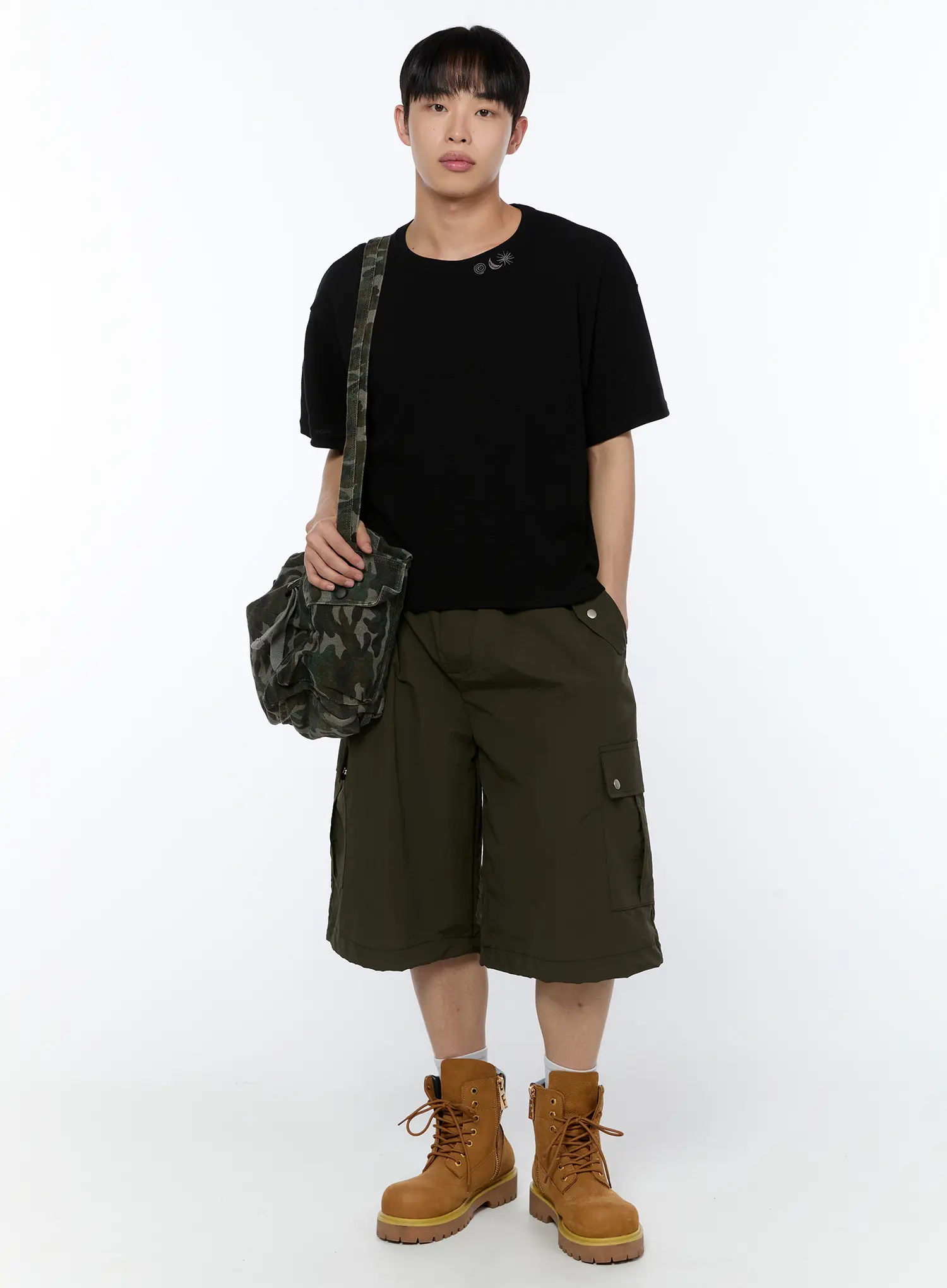Men's Embroidered Waffle Knit T-Shirt IA520