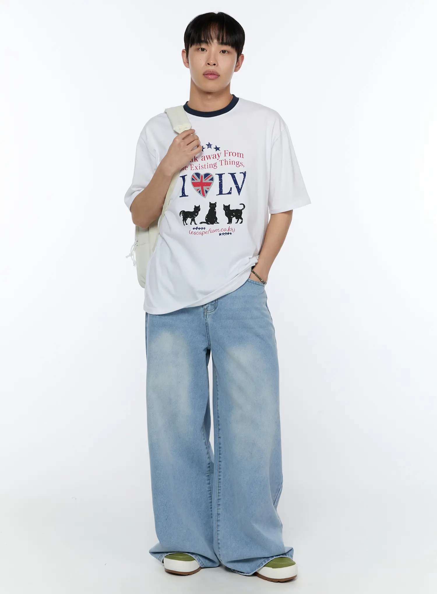 Men's Graphic Round Neck T-Shirt IA520