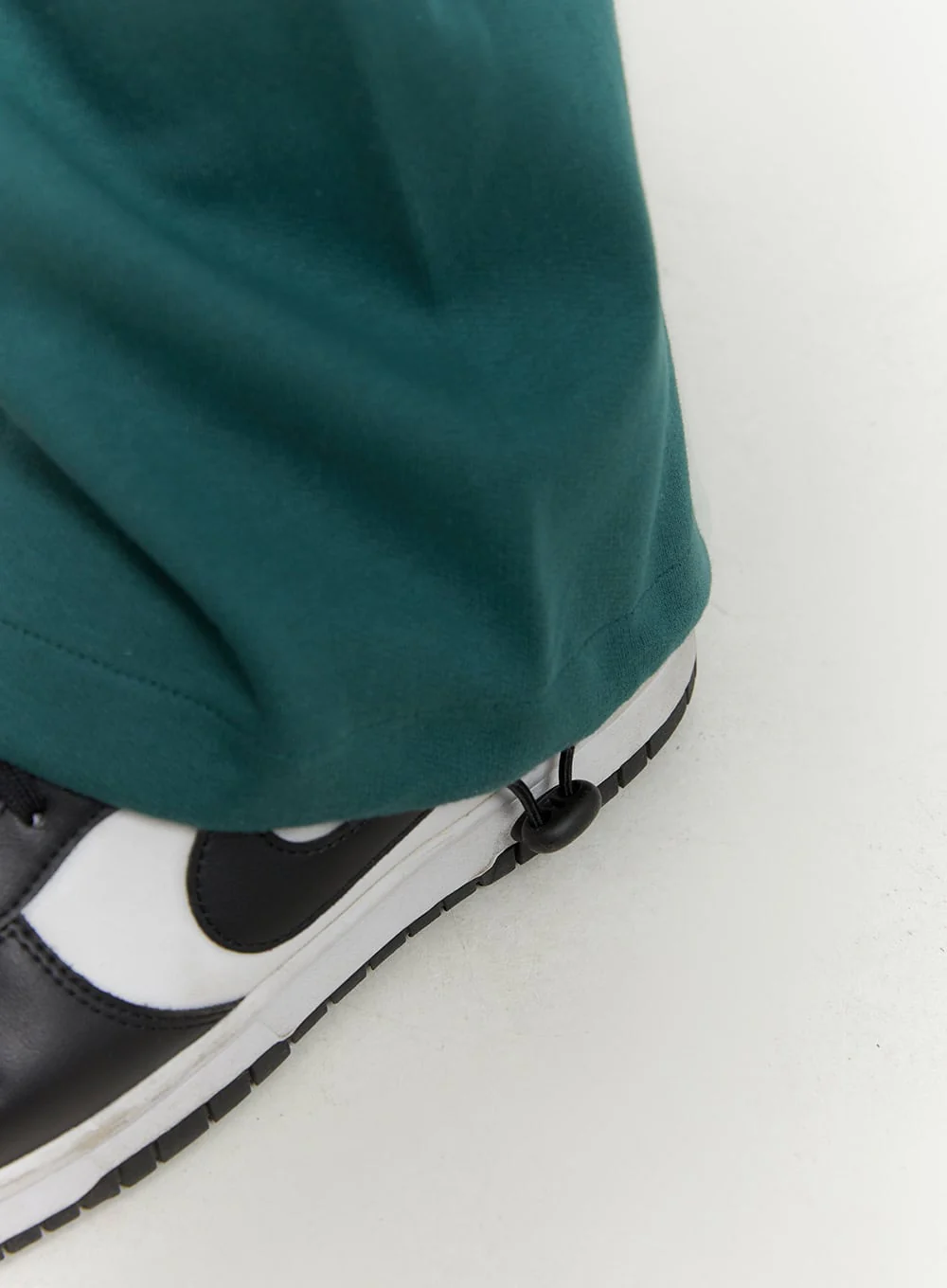 Men's Graphic Sweatpants IL404 - Image 4