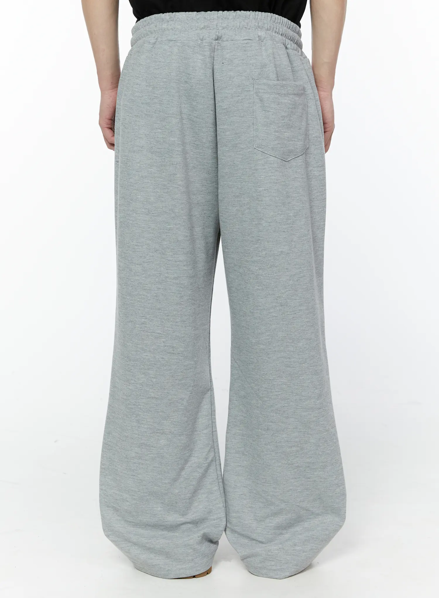 Men's Gray Semi-Wide Sweatpants IA530 - Image 9
