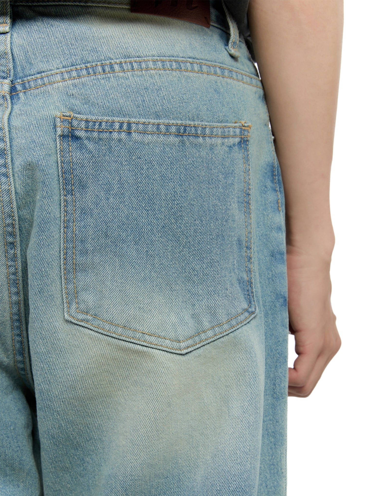 Men's Light-Wash Baggy Jeans IG520 - Image 9