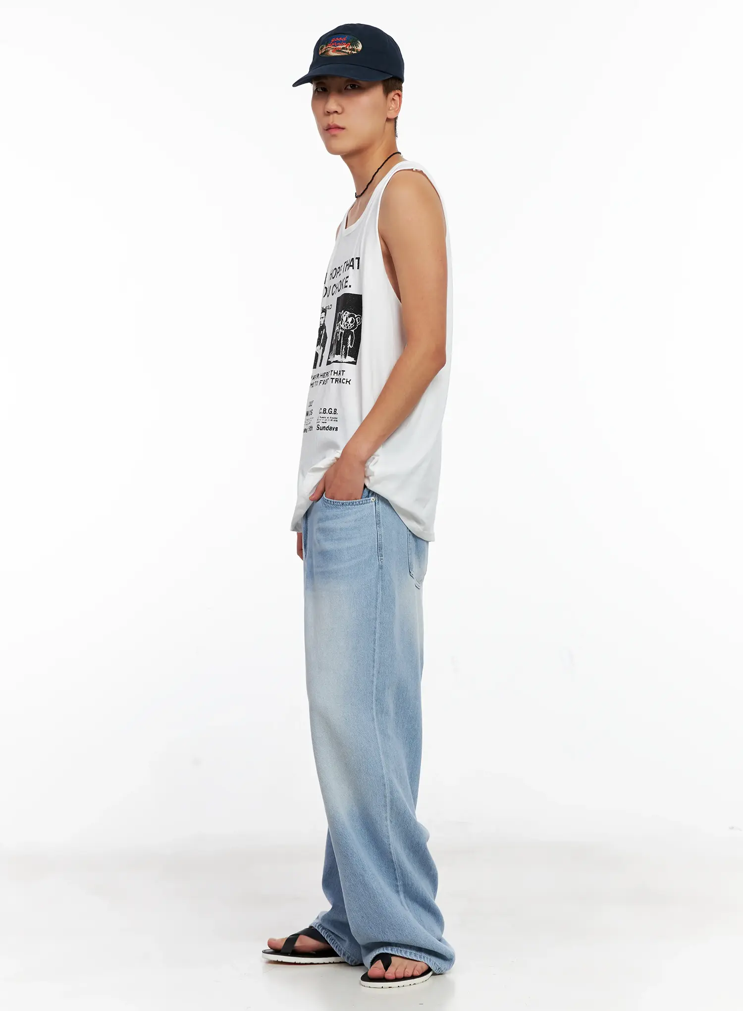 Men's Light-Wash Denim Jeans IG508 - Image 11