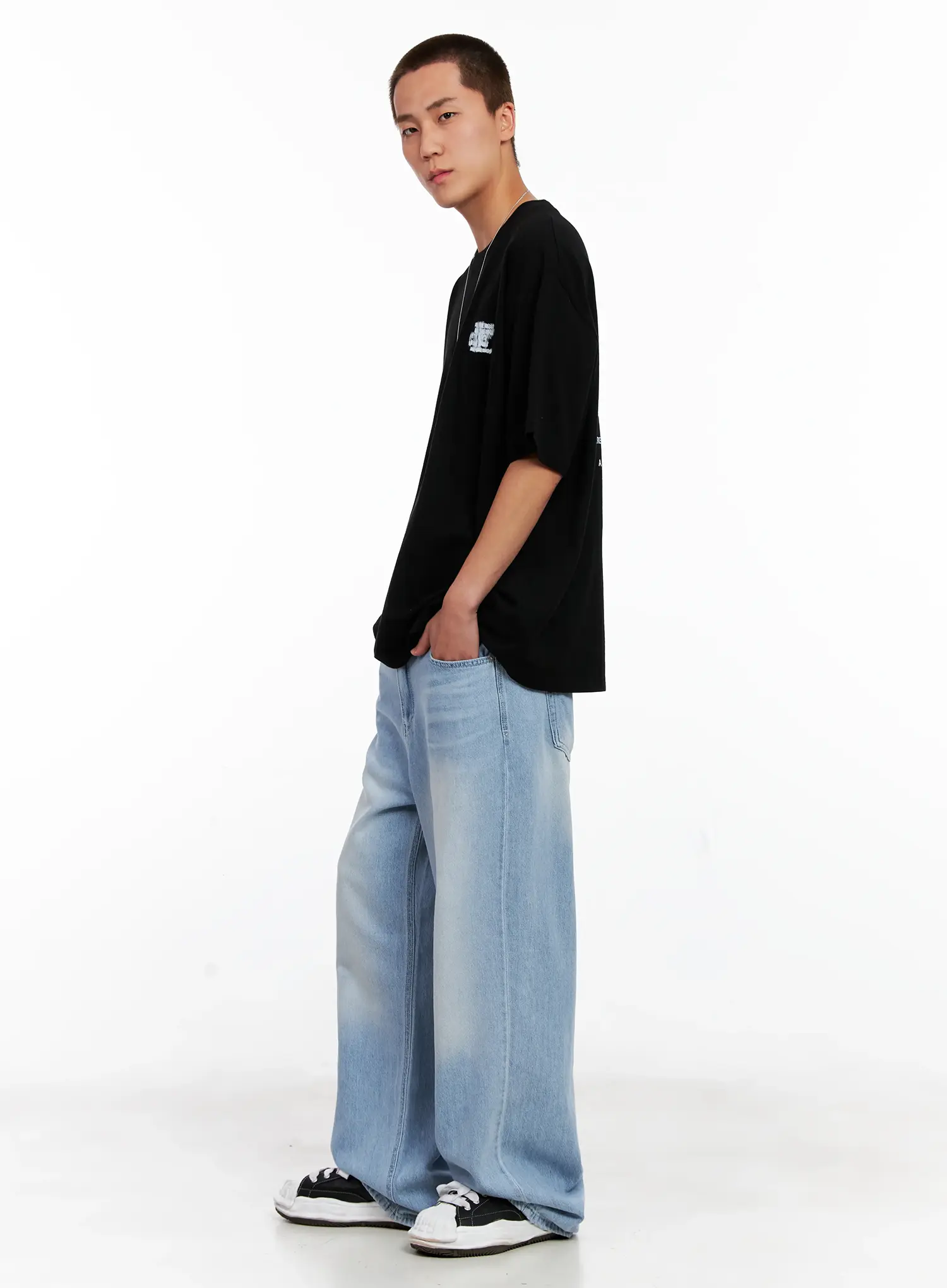 Men's Light-Wash Denim Jeans IG508 - Image 14