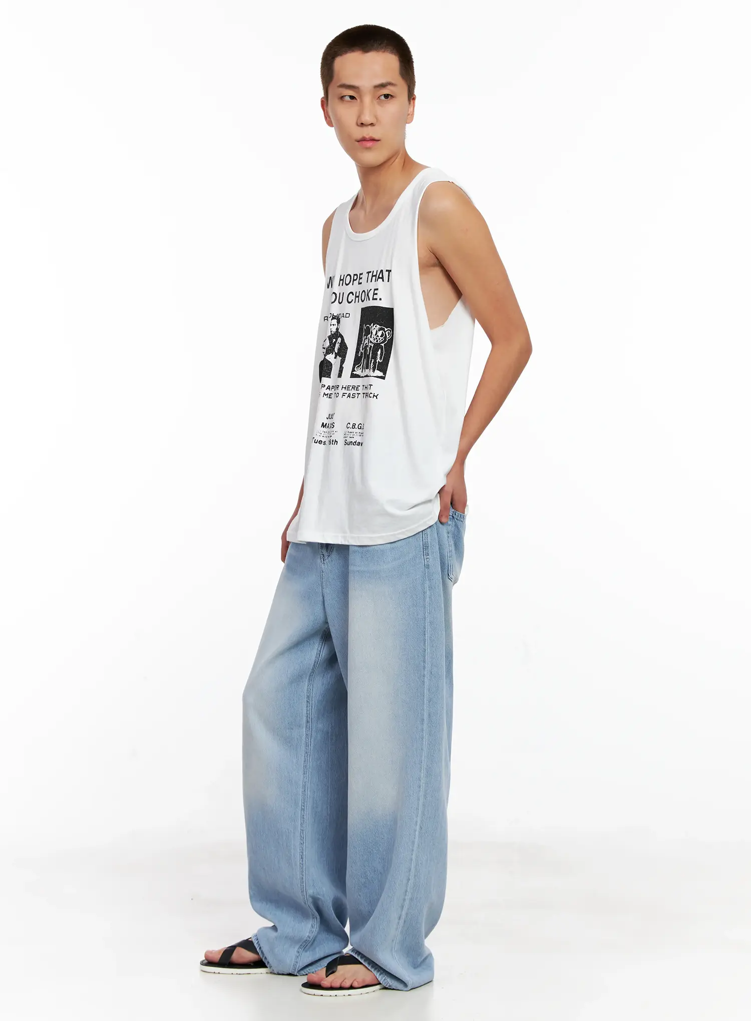 Men's Light-Wash Denim Jeans IG508 - Image 2