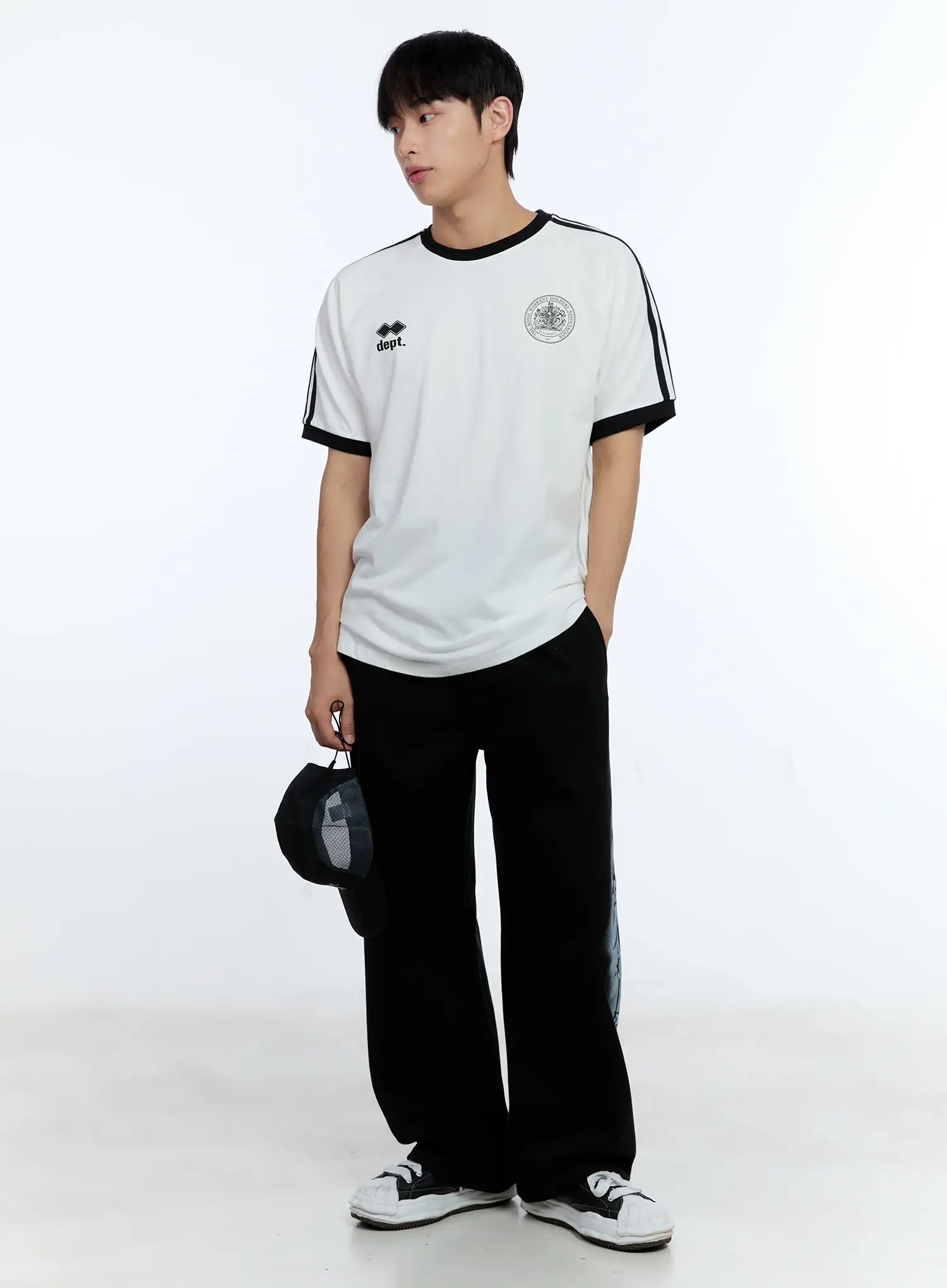 Men's Minimalist Graphic Cotton Tee IG515 - Image 7