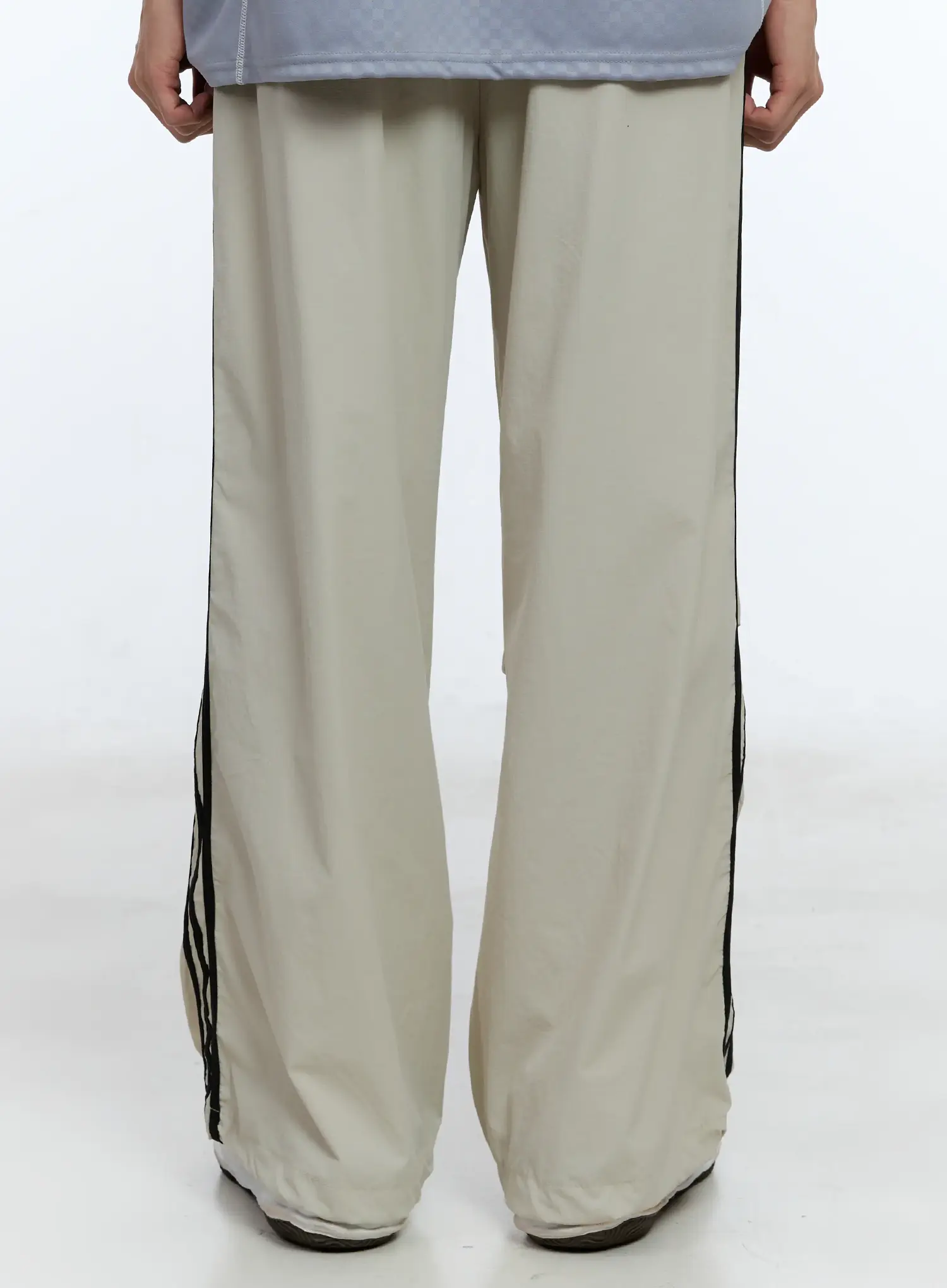 Men's Parachute Nylon Track Pants IL515 - Image 10