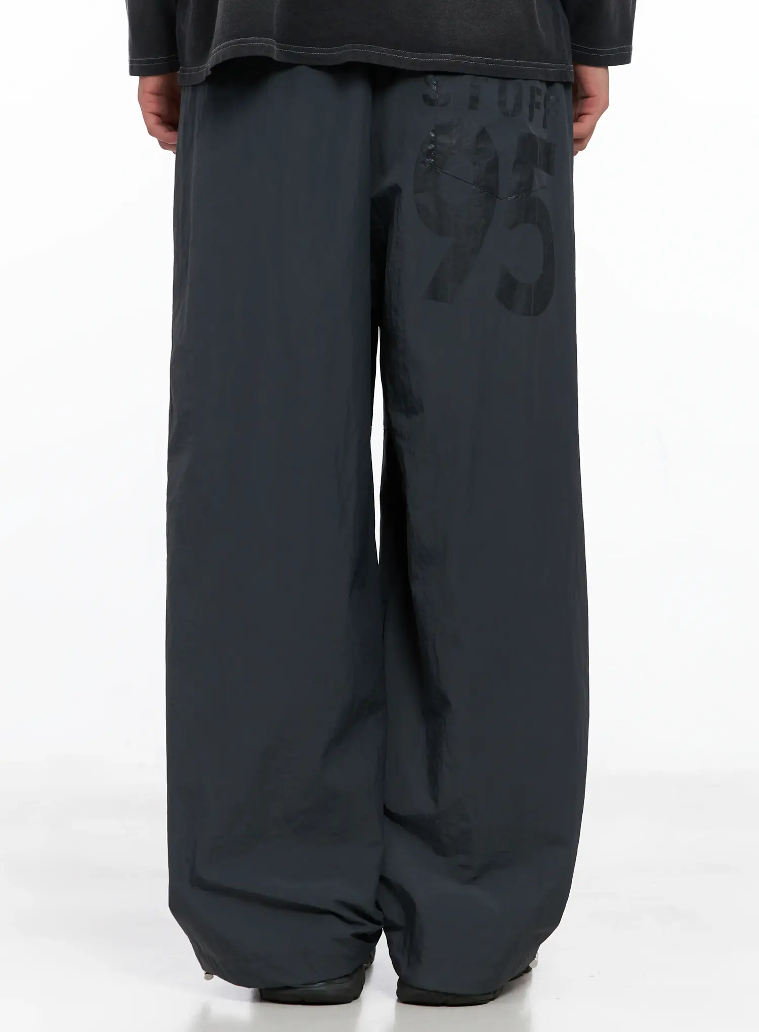 Men's Parachute Pants IG529 - Image 9