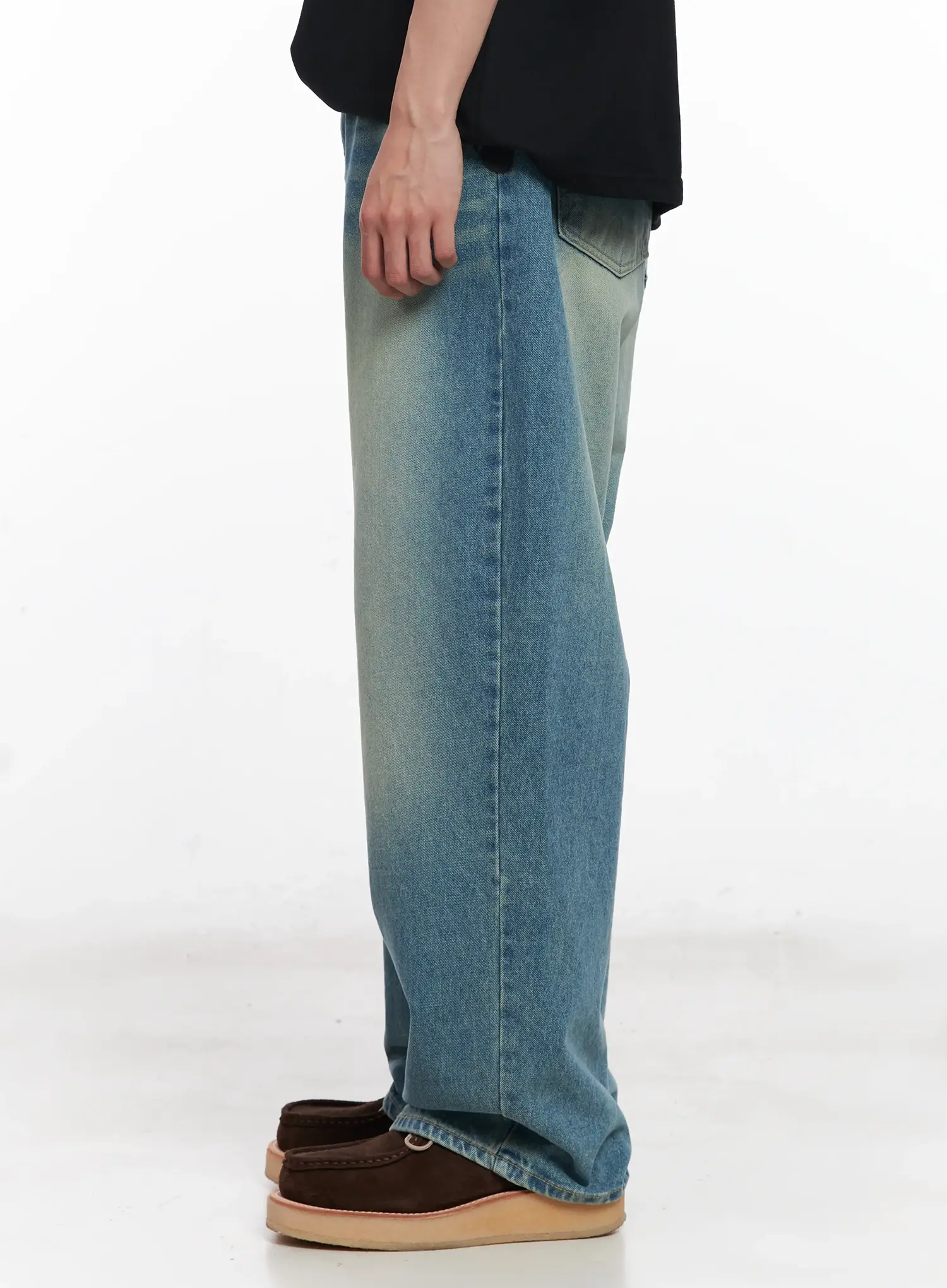 Men's Relaxed Light Blue-Wash Jeans IL501 - Image 7