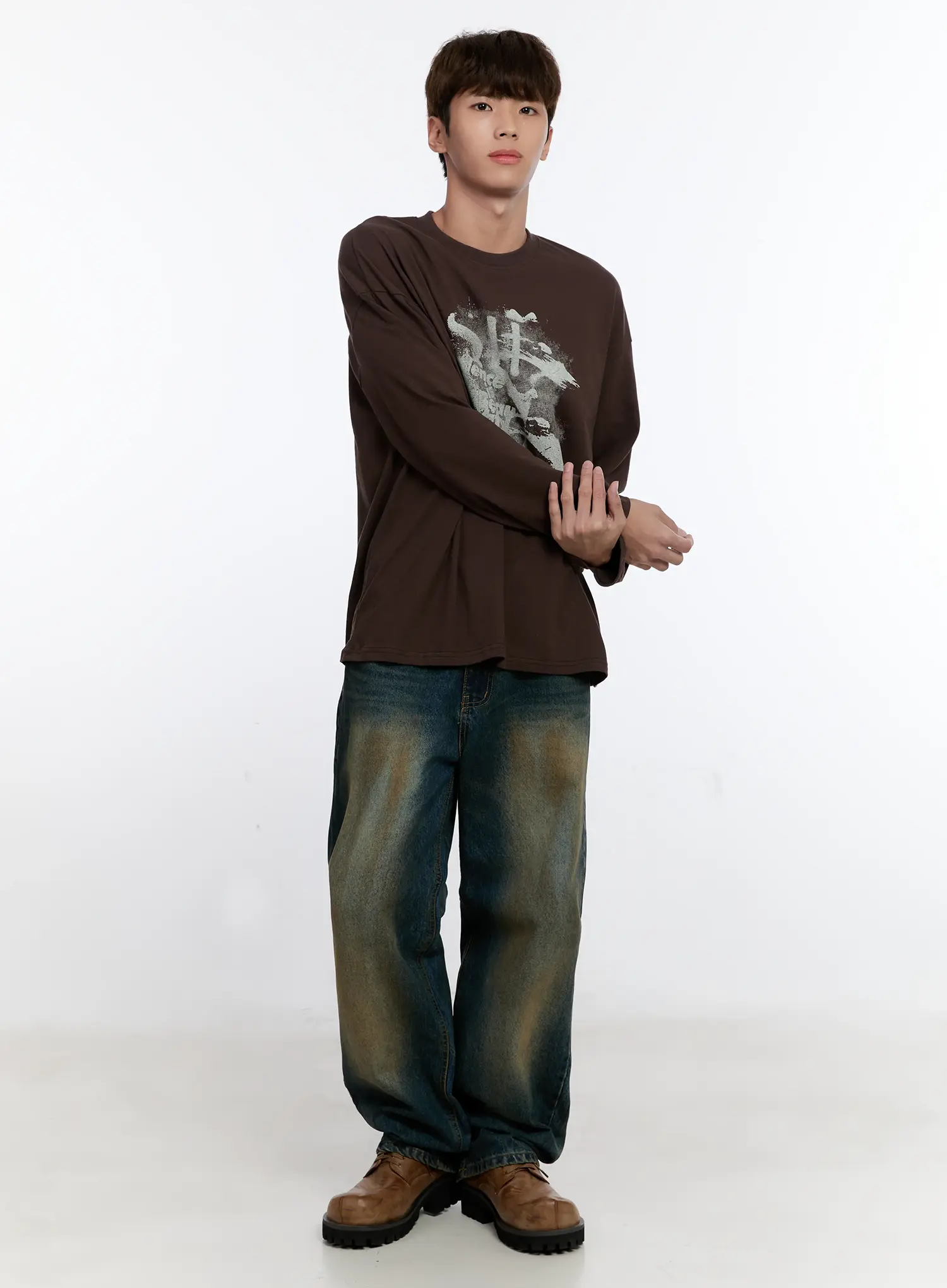Men's Retro Print Long Sleeve Tee IS530 - Image 8