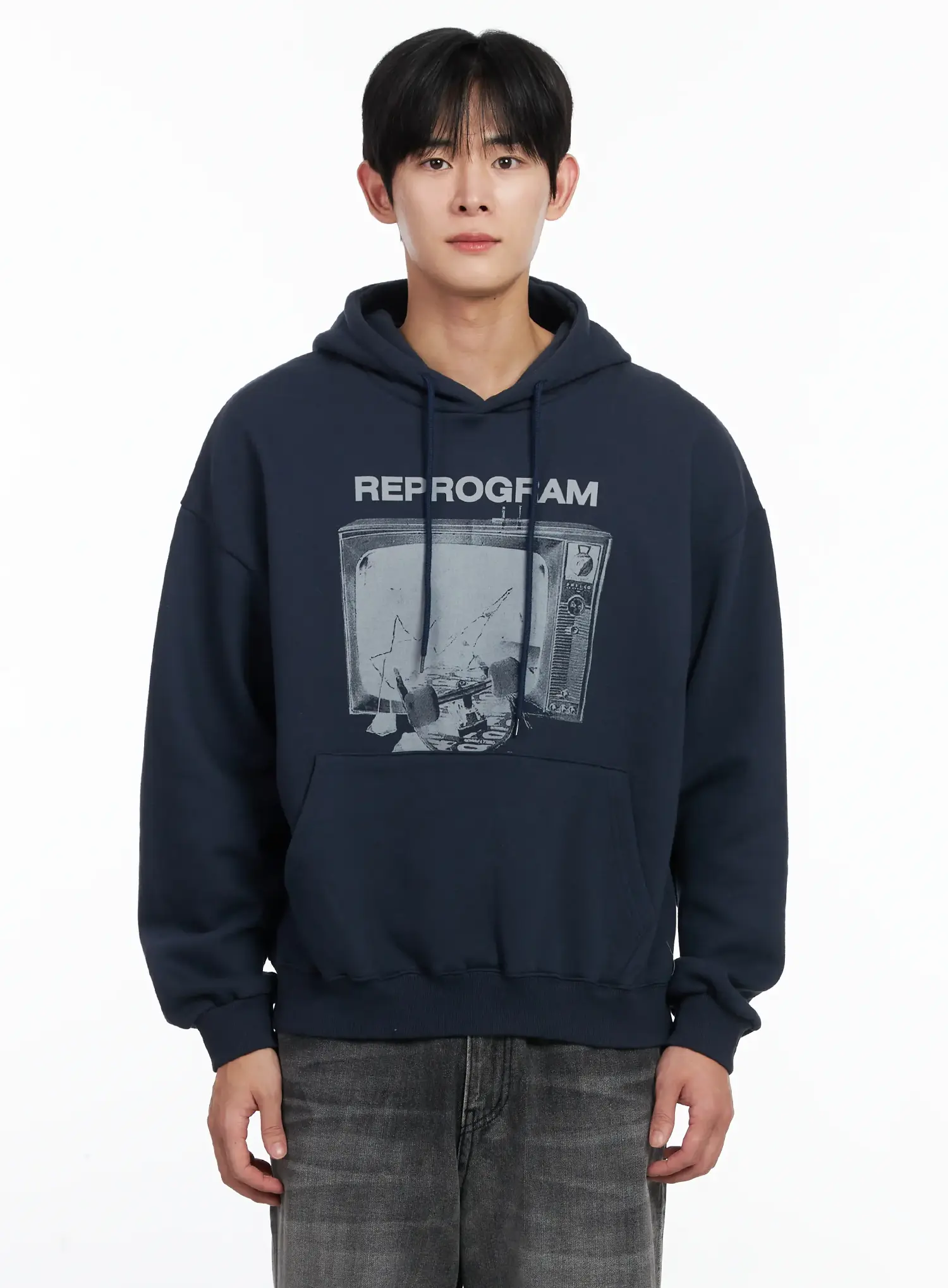 Men's Retro TV Graphic Hoodie IJ521 - Image 10