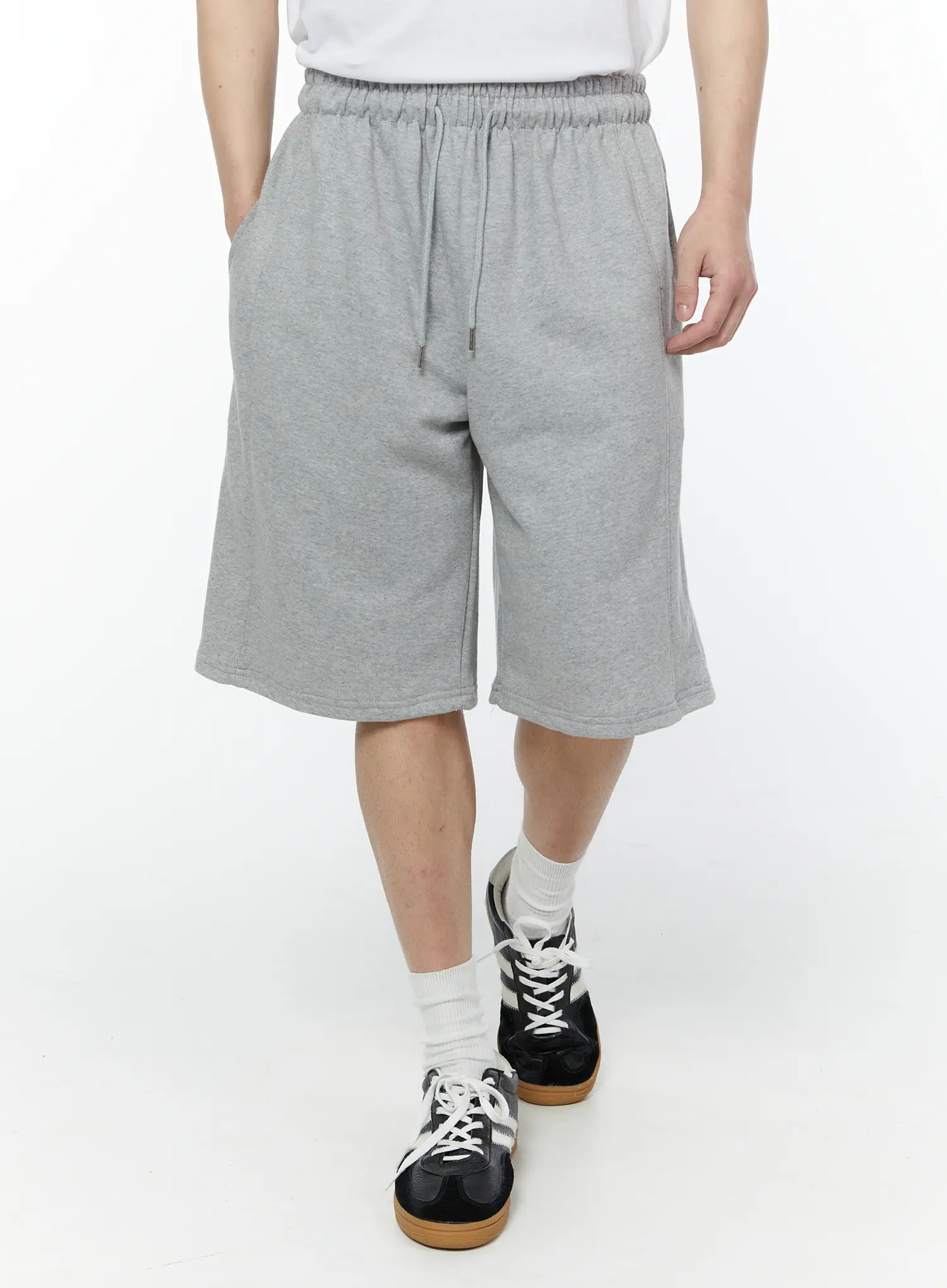 Men's Side Slit Bermuda Sweat Shorts (Gray) IY504 - Image 3