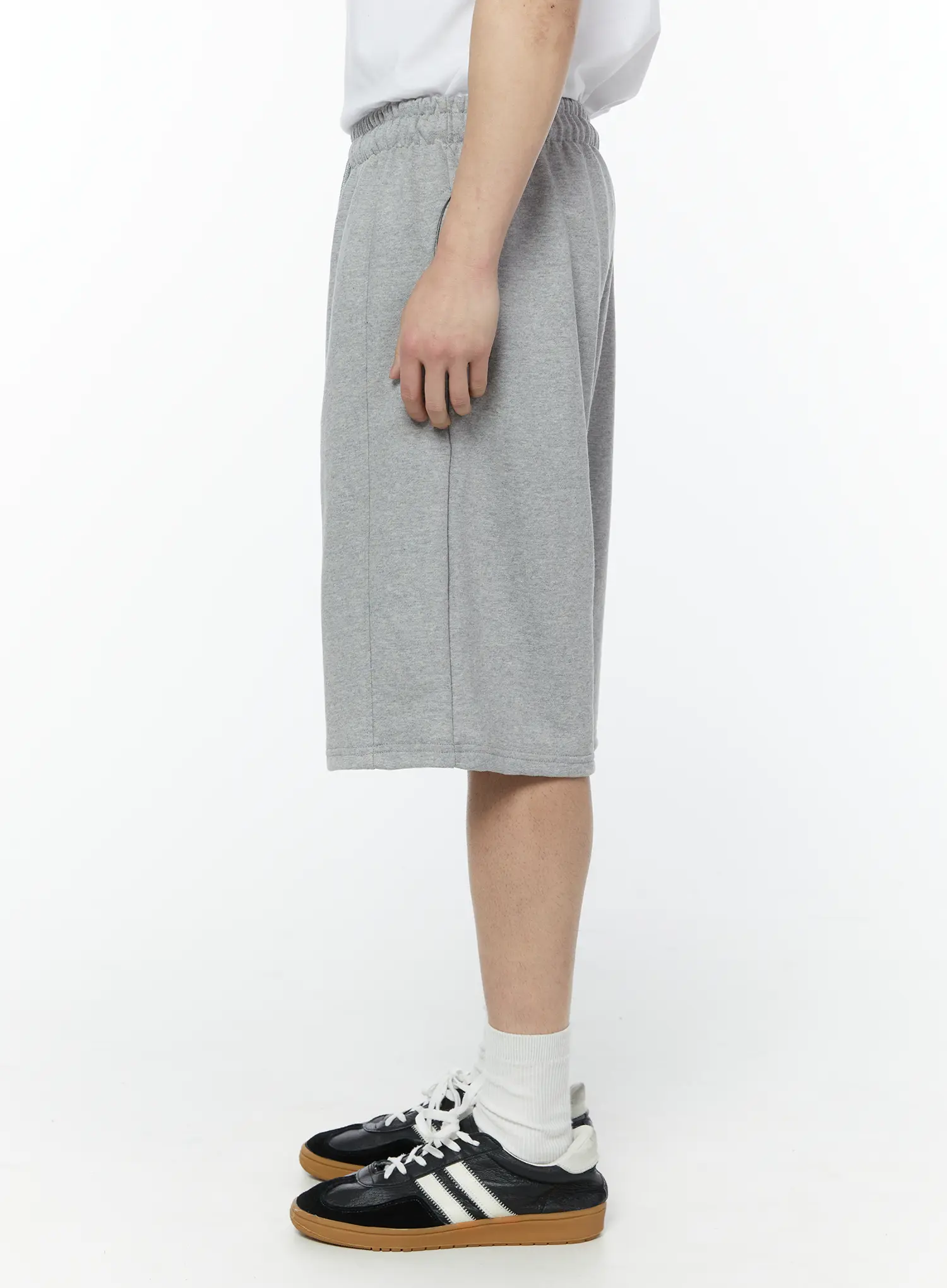 Men's Side Slit Bermuda Sweat Shorts (Gray) IY504 - Image 5