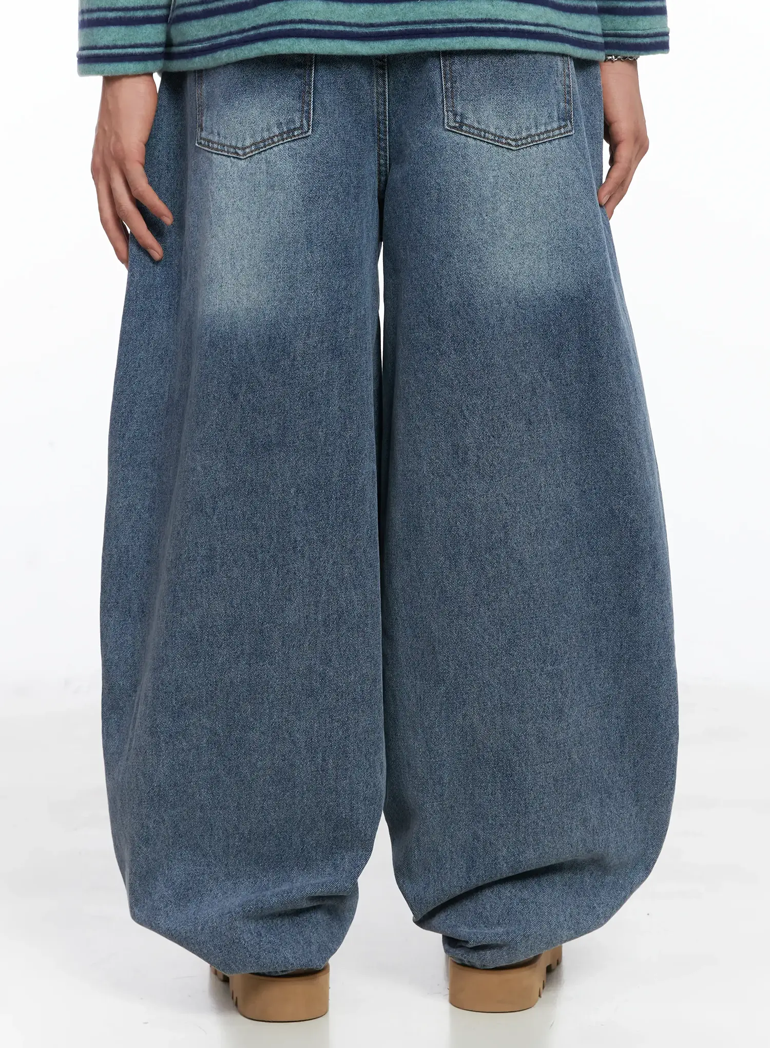 Men's Simple Balloon Fit Jeans IJ512 - Image 6