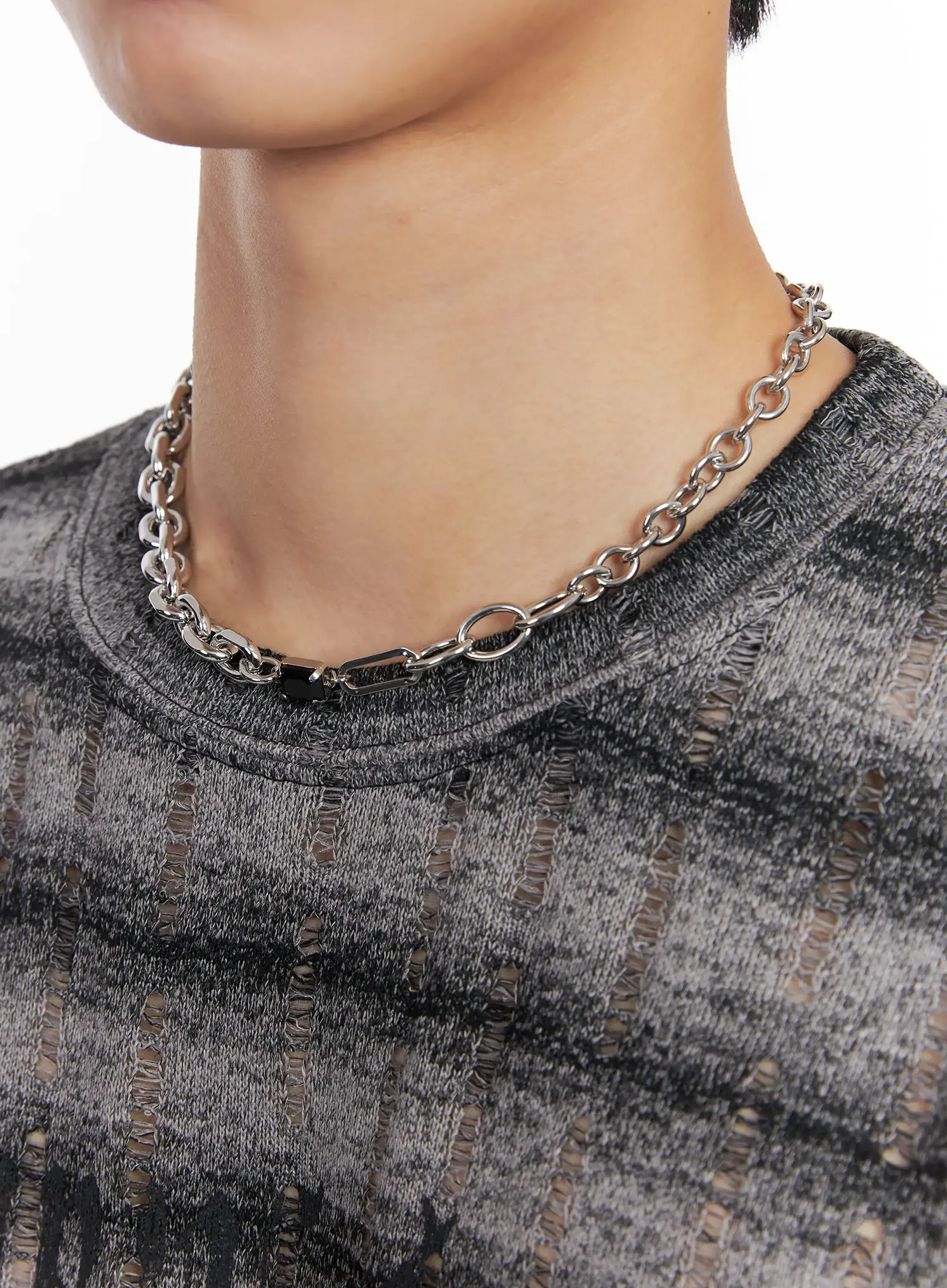 Men's Staple Black Pendant Necklace IL501 - Image 3