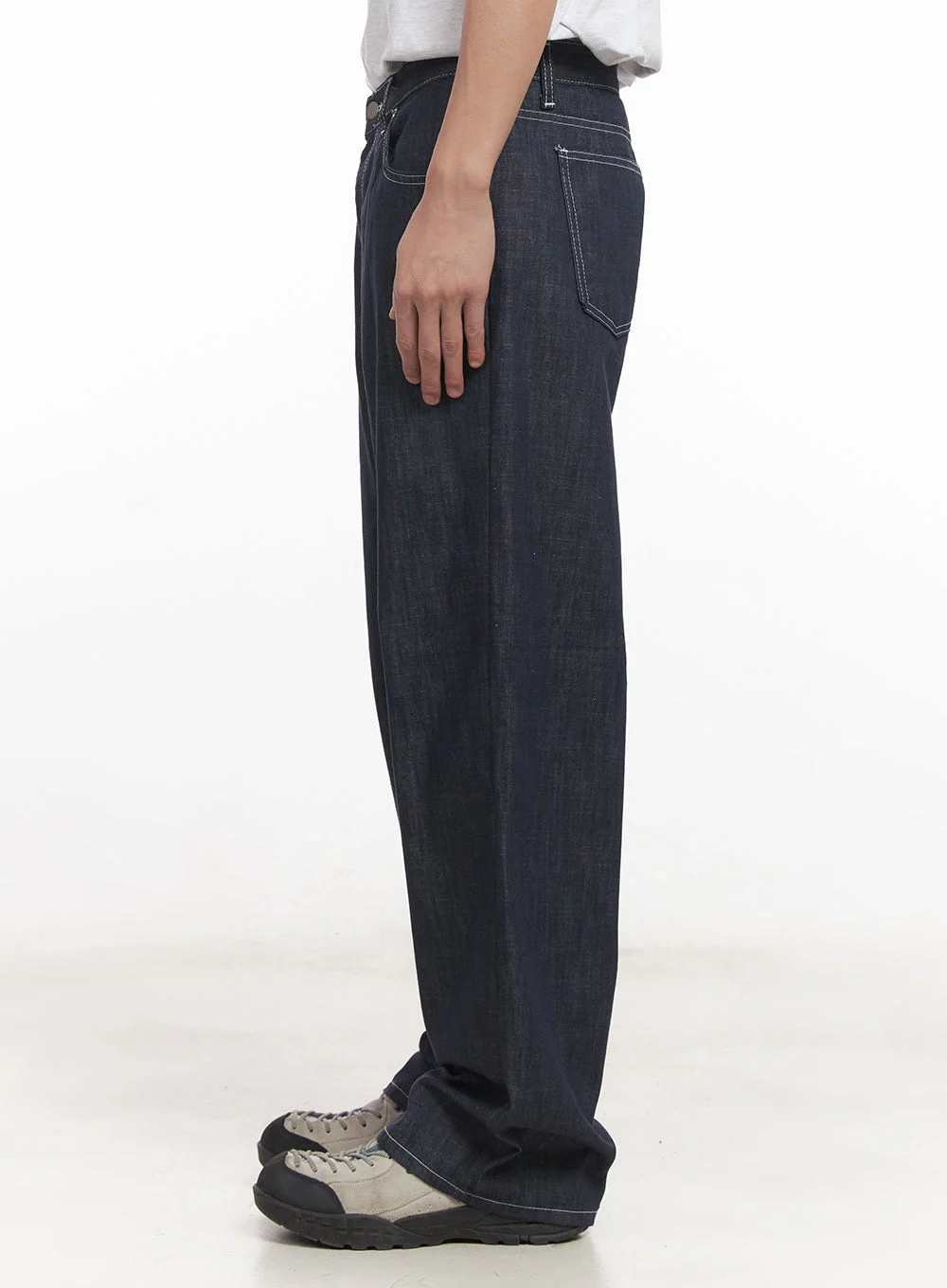 Men's Stitched Straight-Fit Jeans IA510 - Image 4