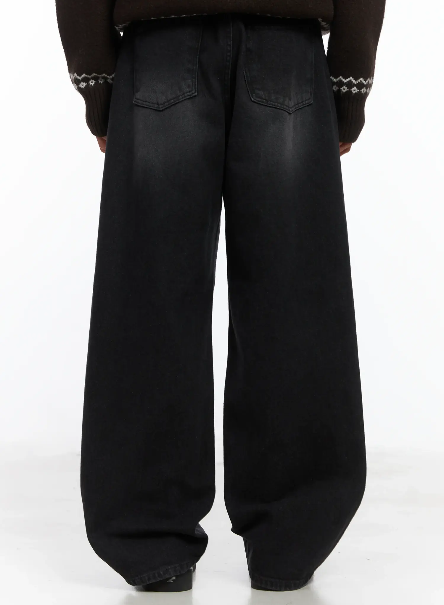 Men's Straight Semi-Wide Fleece Jeans (Black) IJ514 - Image 6