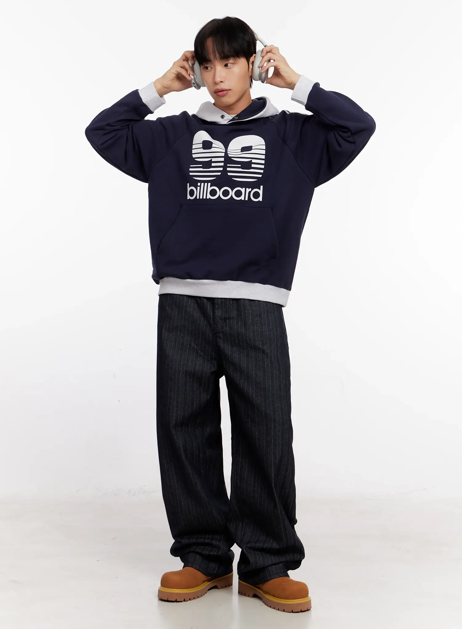 Men's Stripe Wide-Leg Jeans with Patch Detail IO523 - Image 12